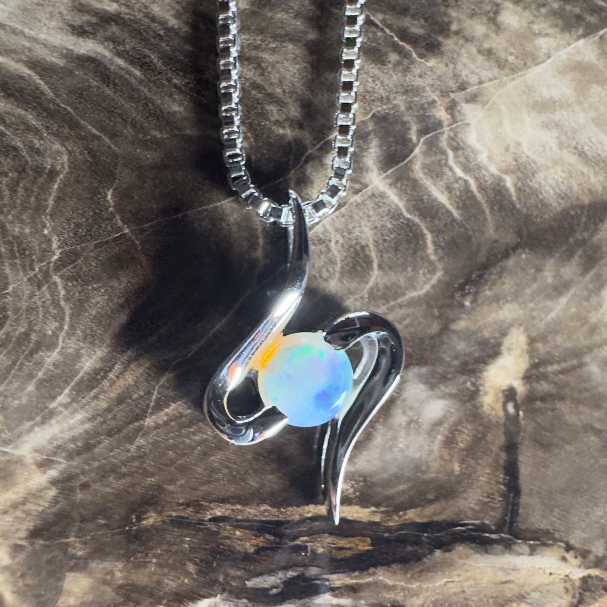 Litchfield Flow ~ 0.3ct Coober Pedy Opal 9ct White Gold Pendant