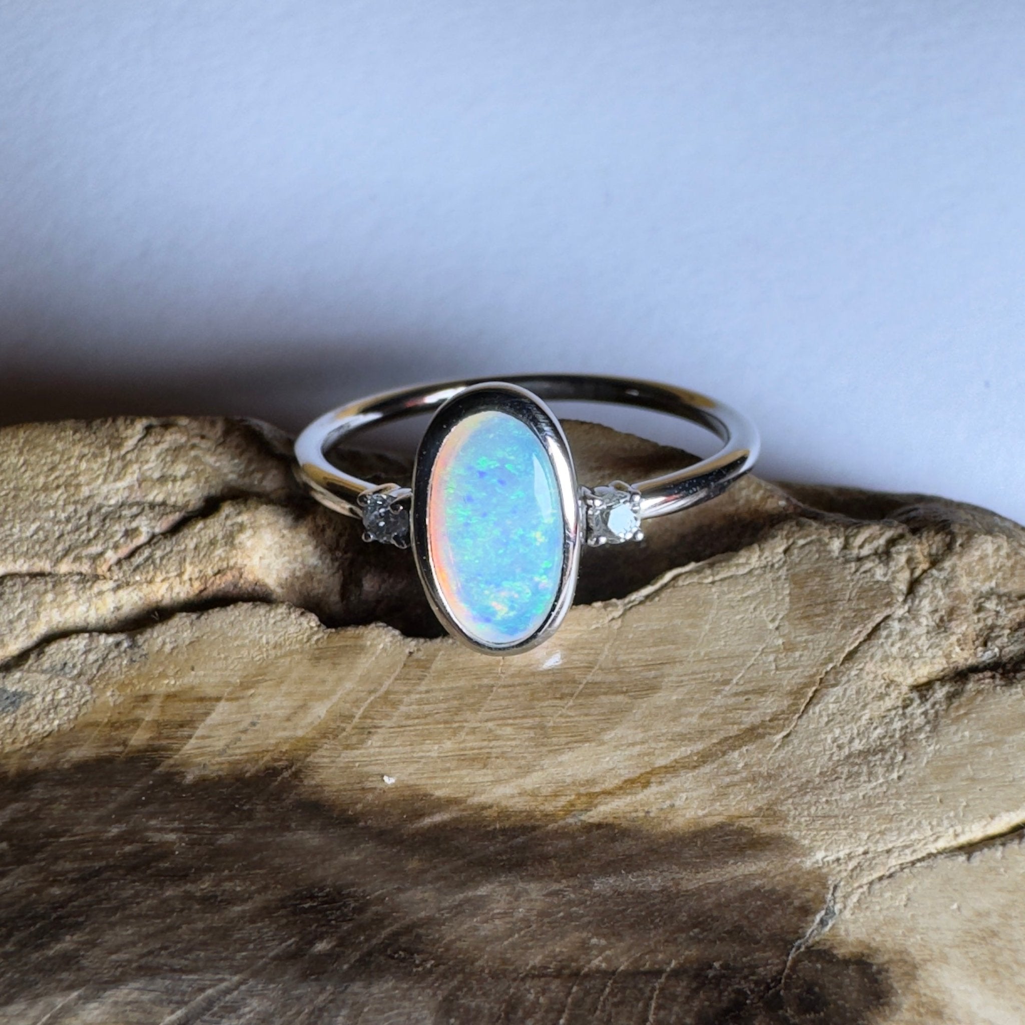 Lord Howe Gleam - 0.9ct Solid Coober Pedy Crystal Opal 925 Silver Ring