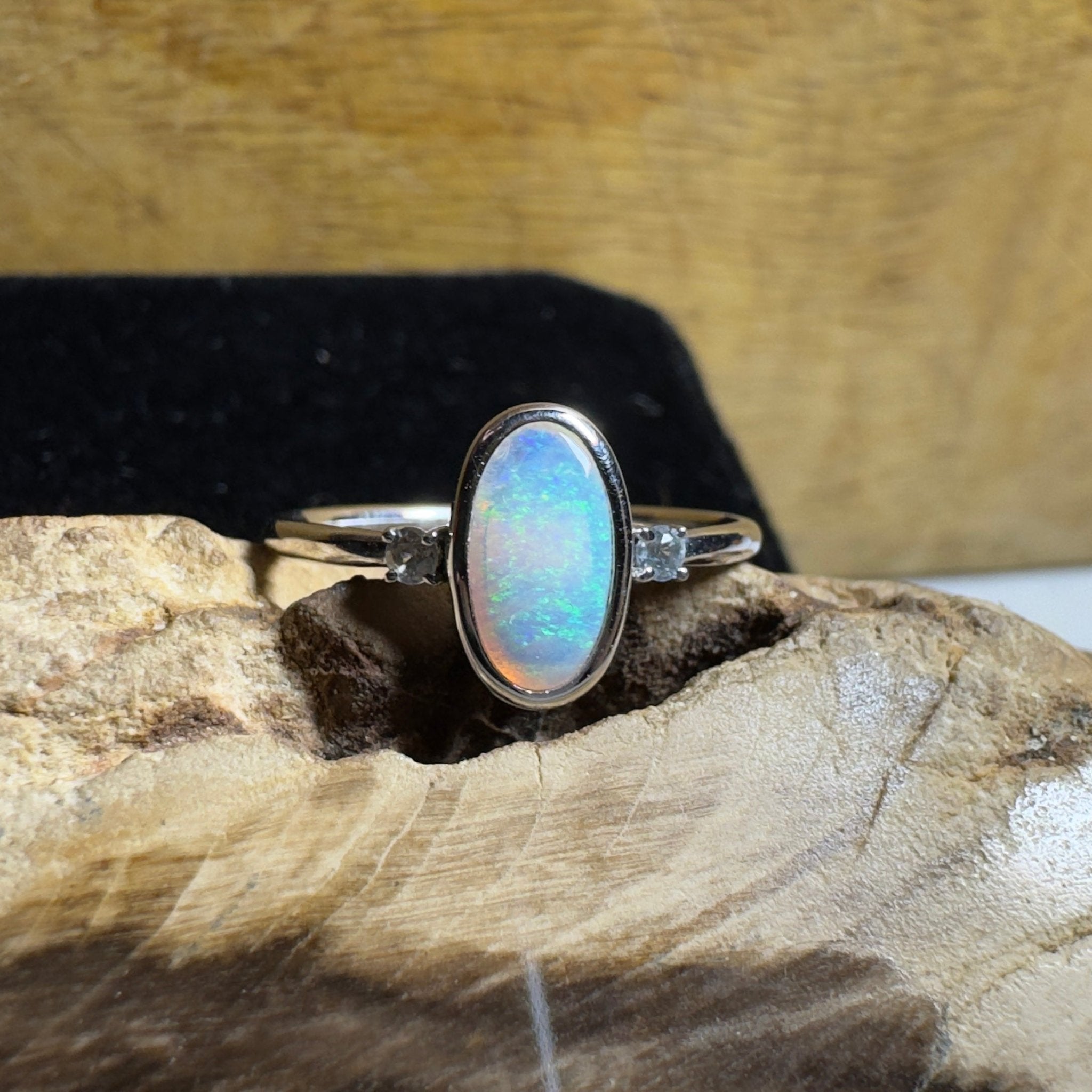Lord Howe Gleam - 0.9ct Solid Coober Pedy Crystal Opal 925 Silver Ring