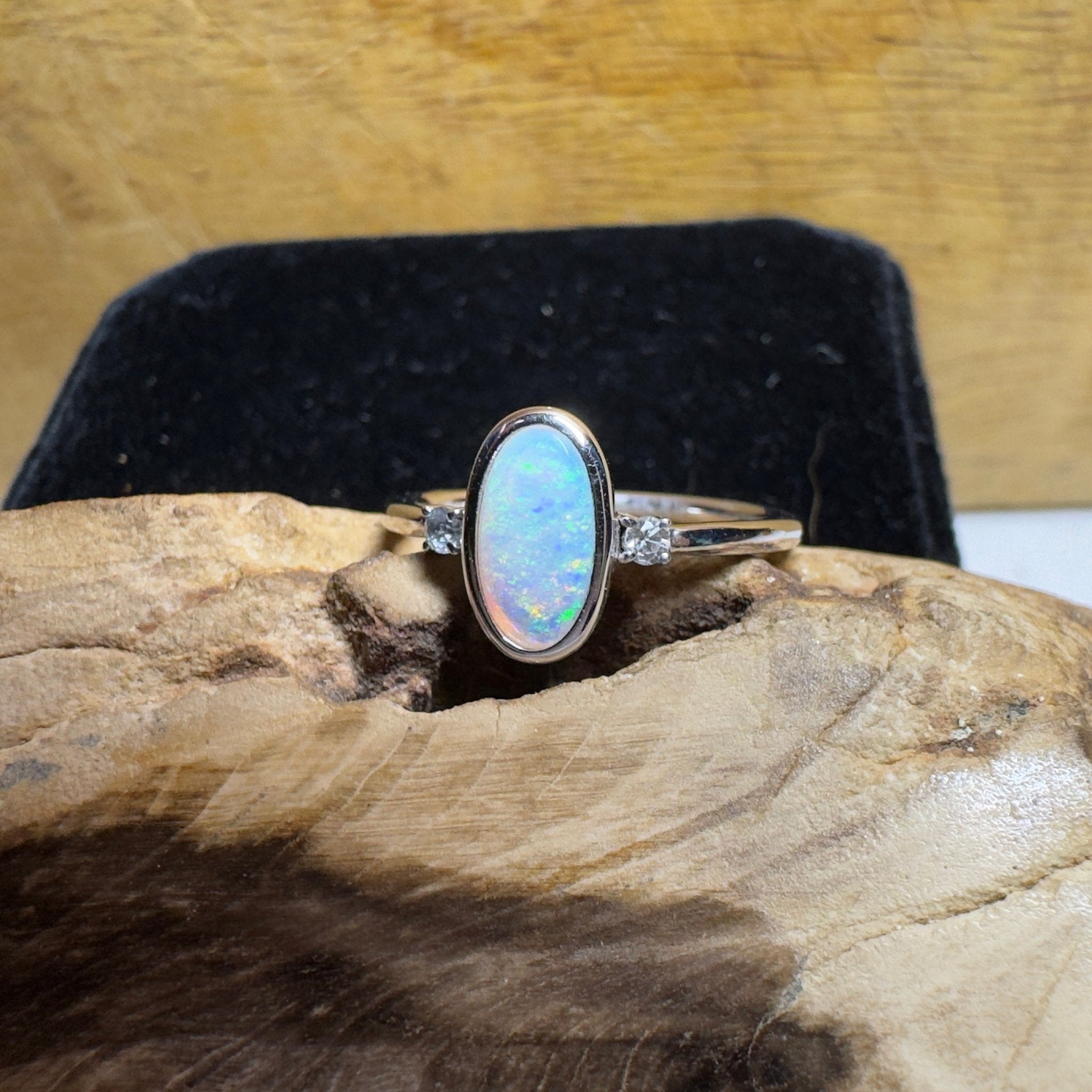 Lord Howe Gleam - 0.9ct Solid Coober Pedy Crystal Opal 925 Silver Ring