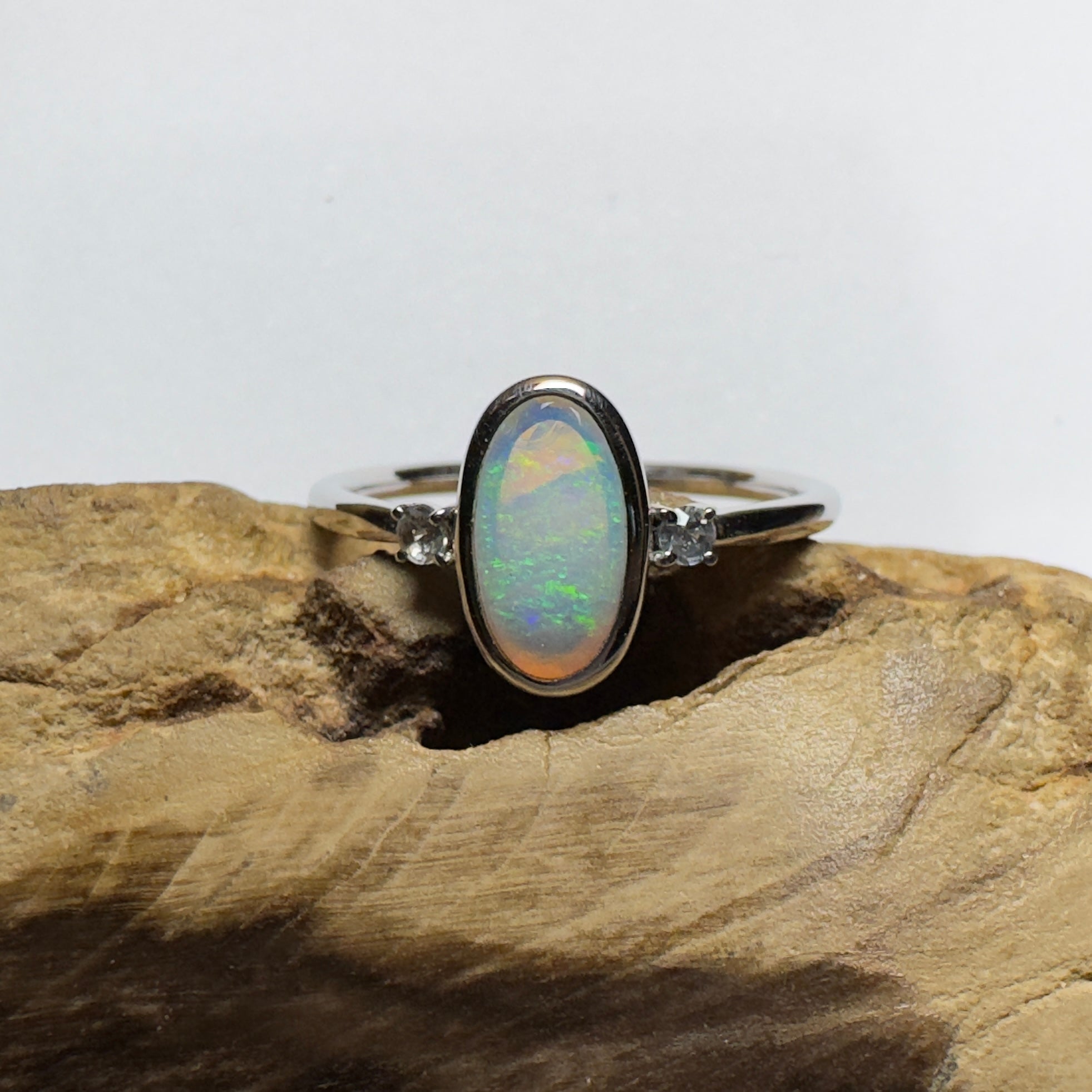 Lord Howe Gleam - 0.9ct Solid Coober Pedy Crystal Opal 925 Silver Ring