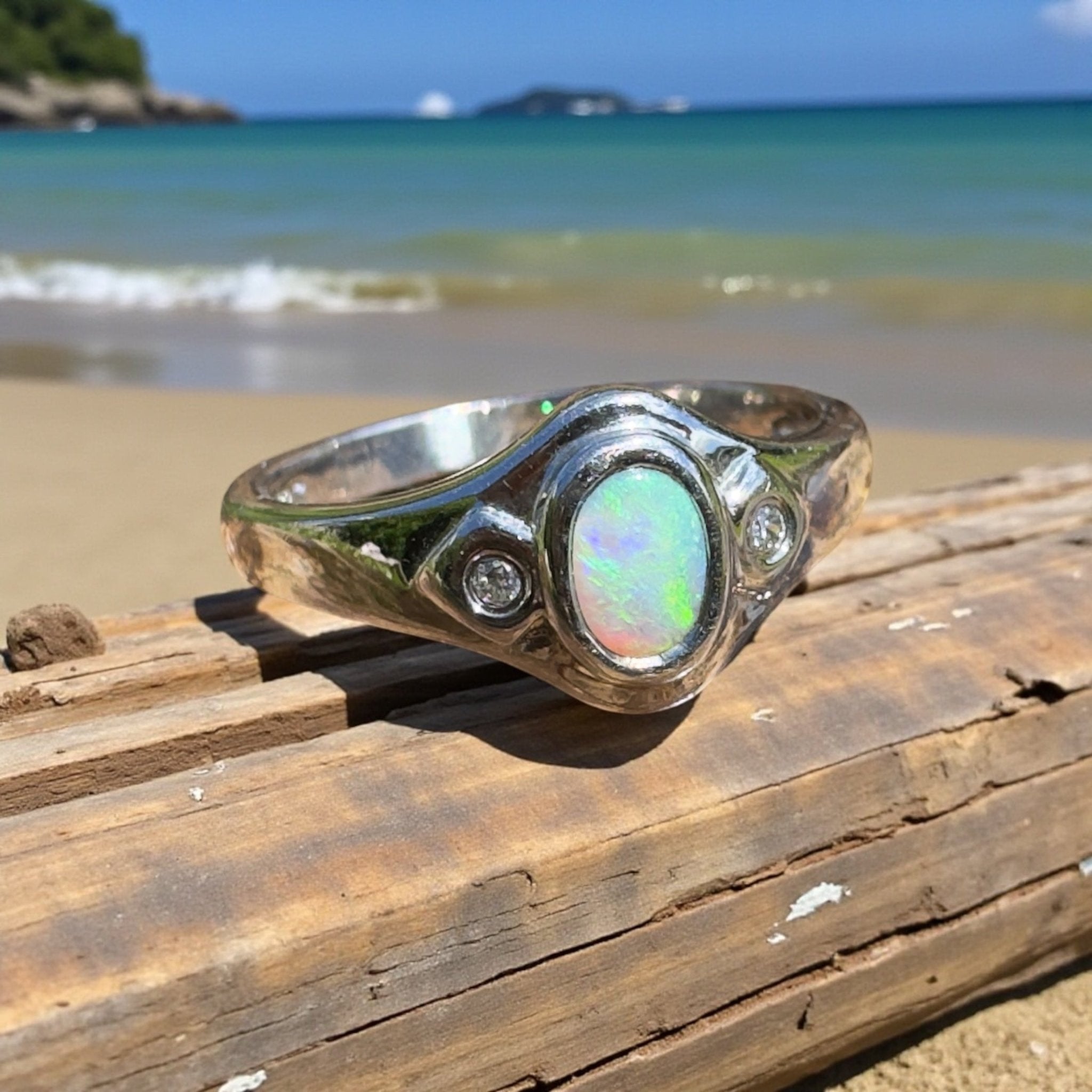 Lord Howe Island Greenlight – 0.4ct Solid Lightning Ridge Crystal Opal 925 Sterling Silver Ring