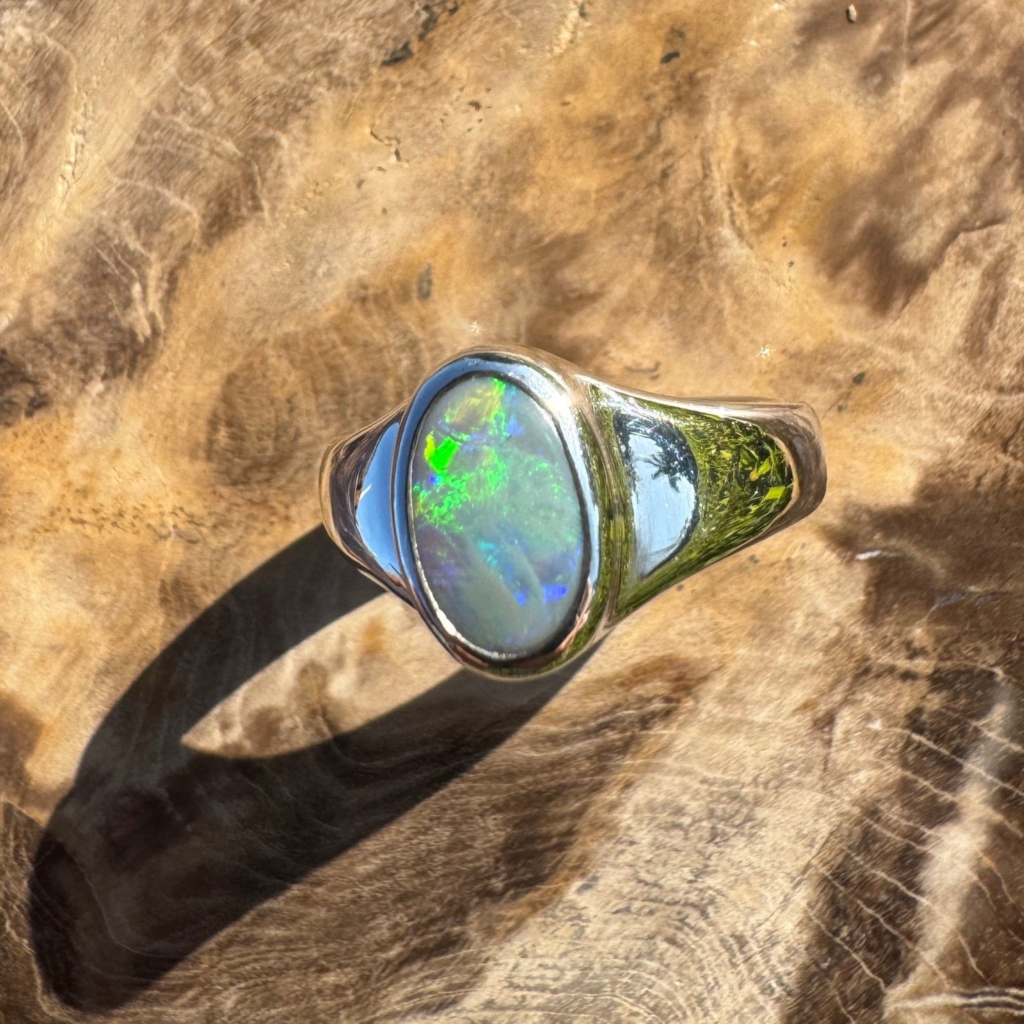 Moreton Glow – 1ct Solid Lightning Ridge Opal 925 Sterling Silver Ring
