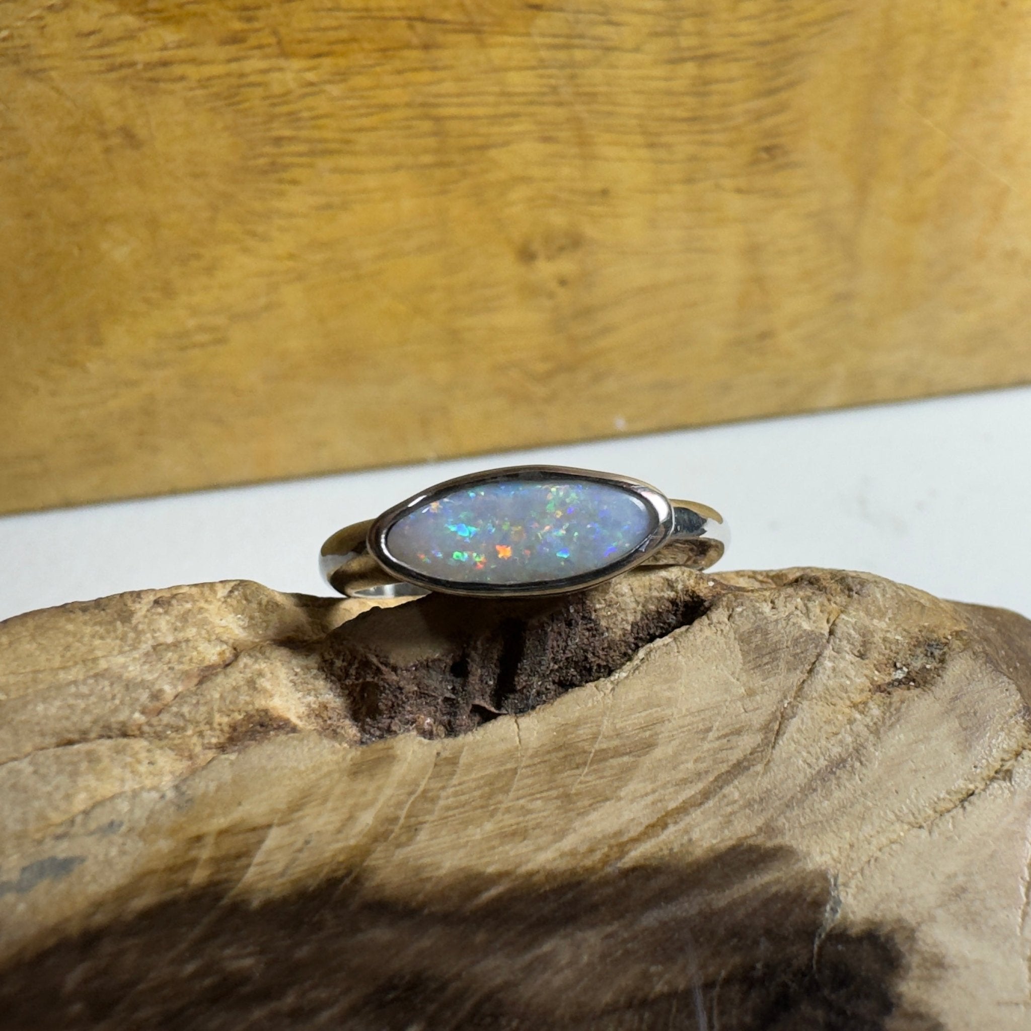 Morning at Montville – 1.4ct Lightning Ridge Solid Opal 925 Sterling Silver Ring