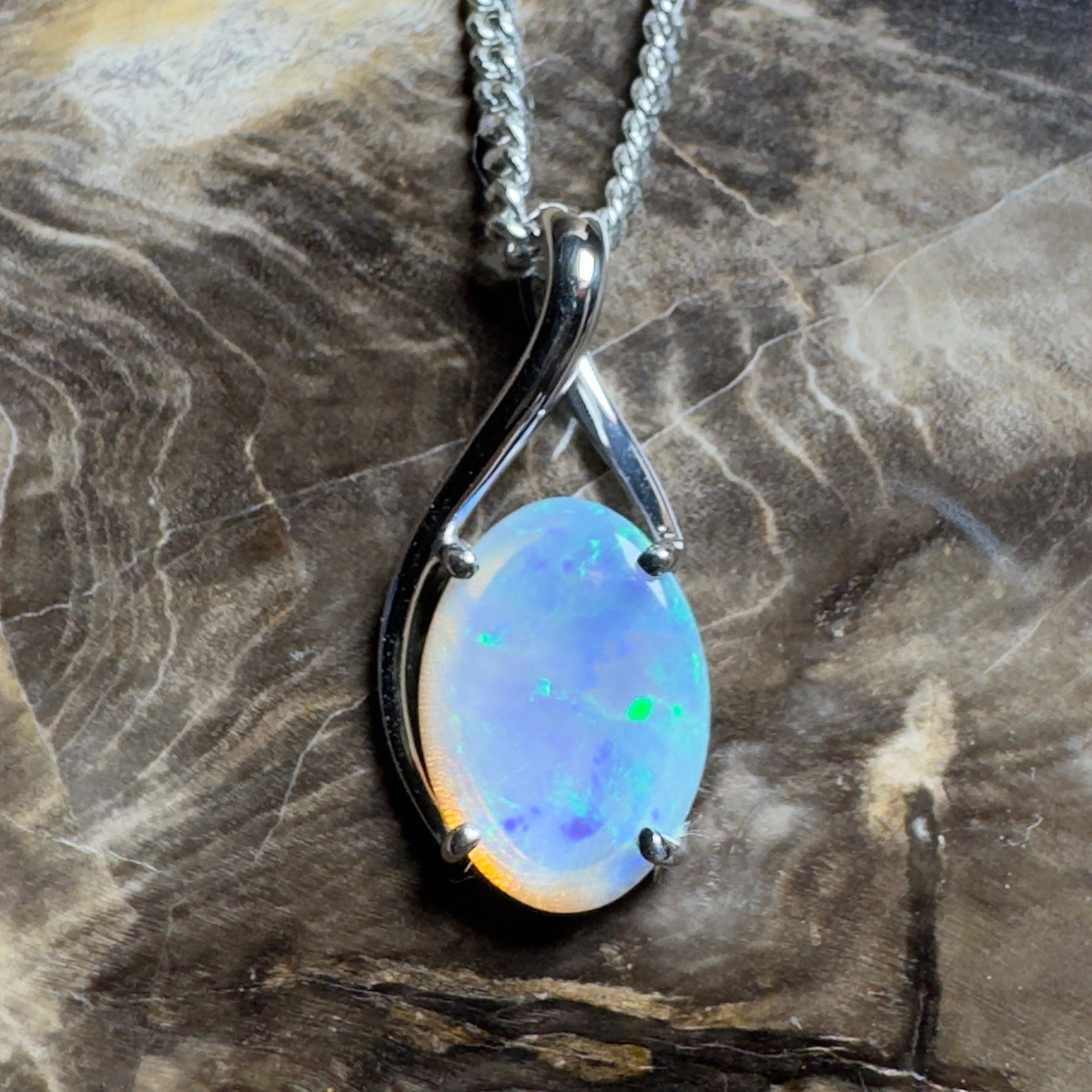 Mornington Dew ~ 1.75ct Coober Pedy Opal 925 Silver Pendant