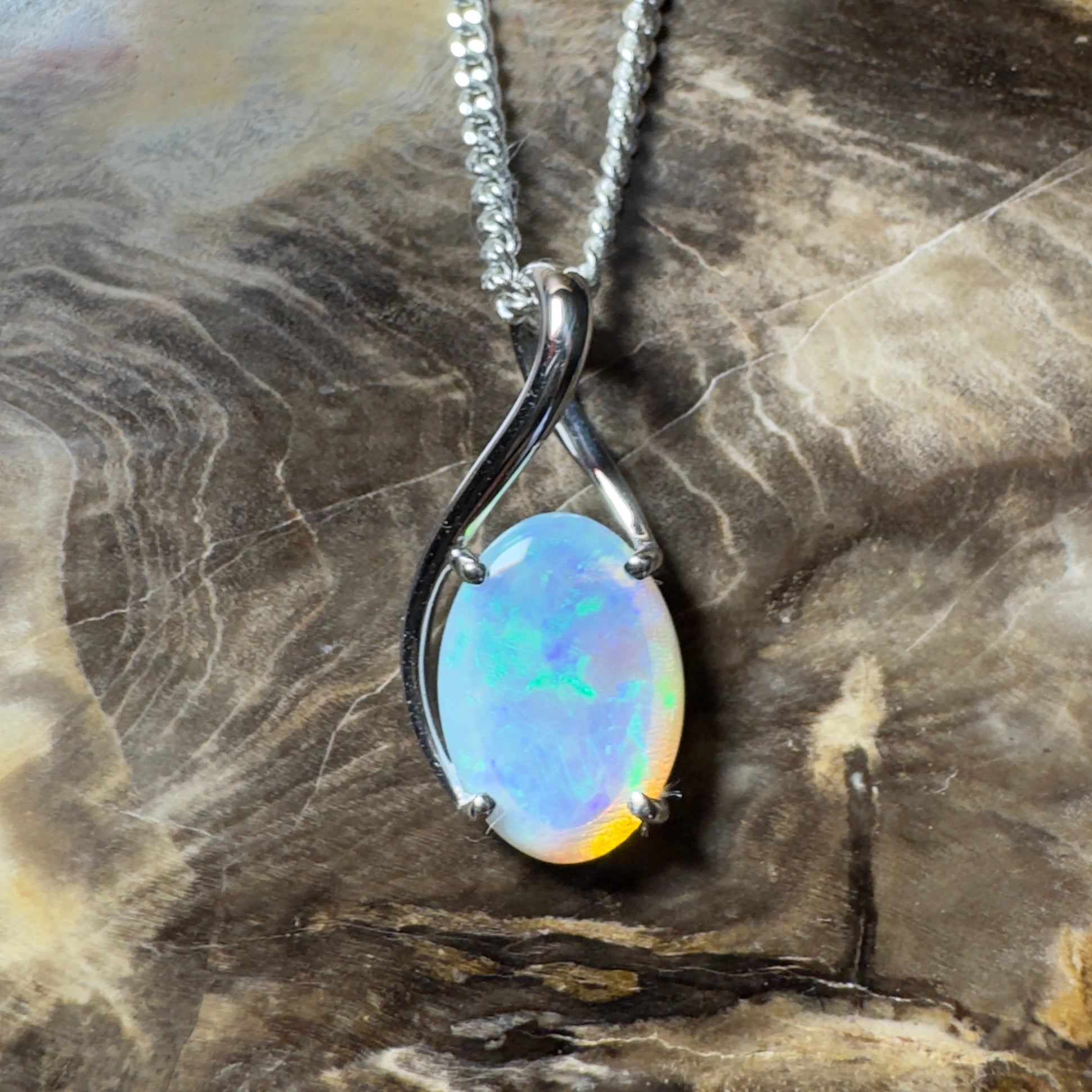 Mornington Dew ~ 1.75ct Coober Pedy Opal 925 Silver Pendant