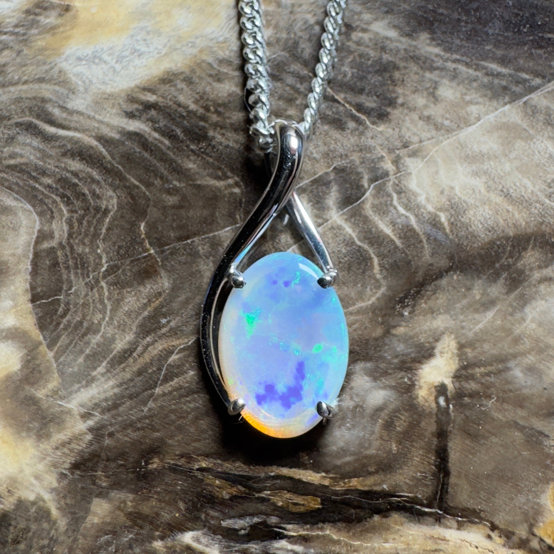 Mornington Dew ~ 1.75ct Coober Pedy Opal 925 Silver Pendant