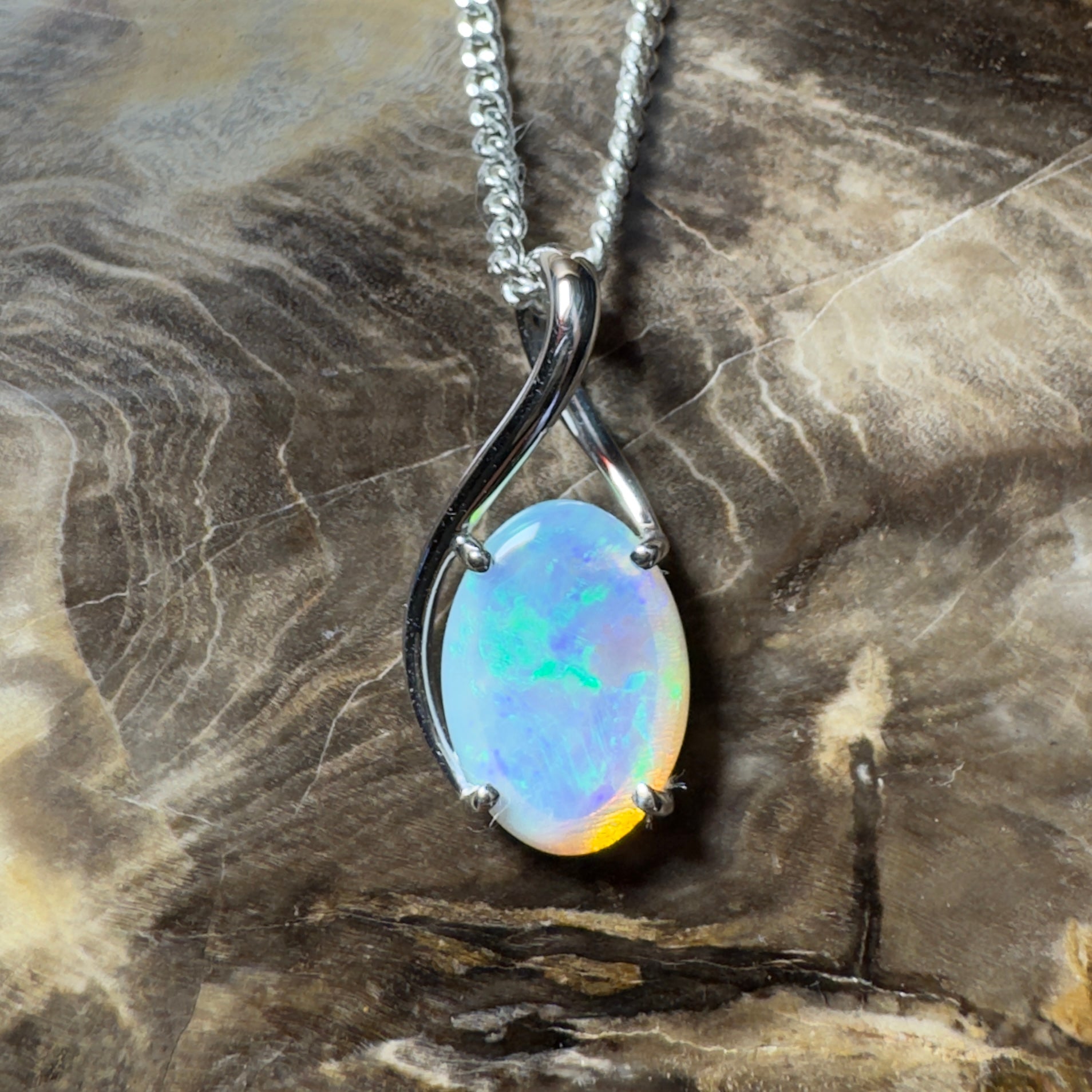 Mornington Dew ~ 1.75ct Coober Pedy Opal 925 Silver Pendant