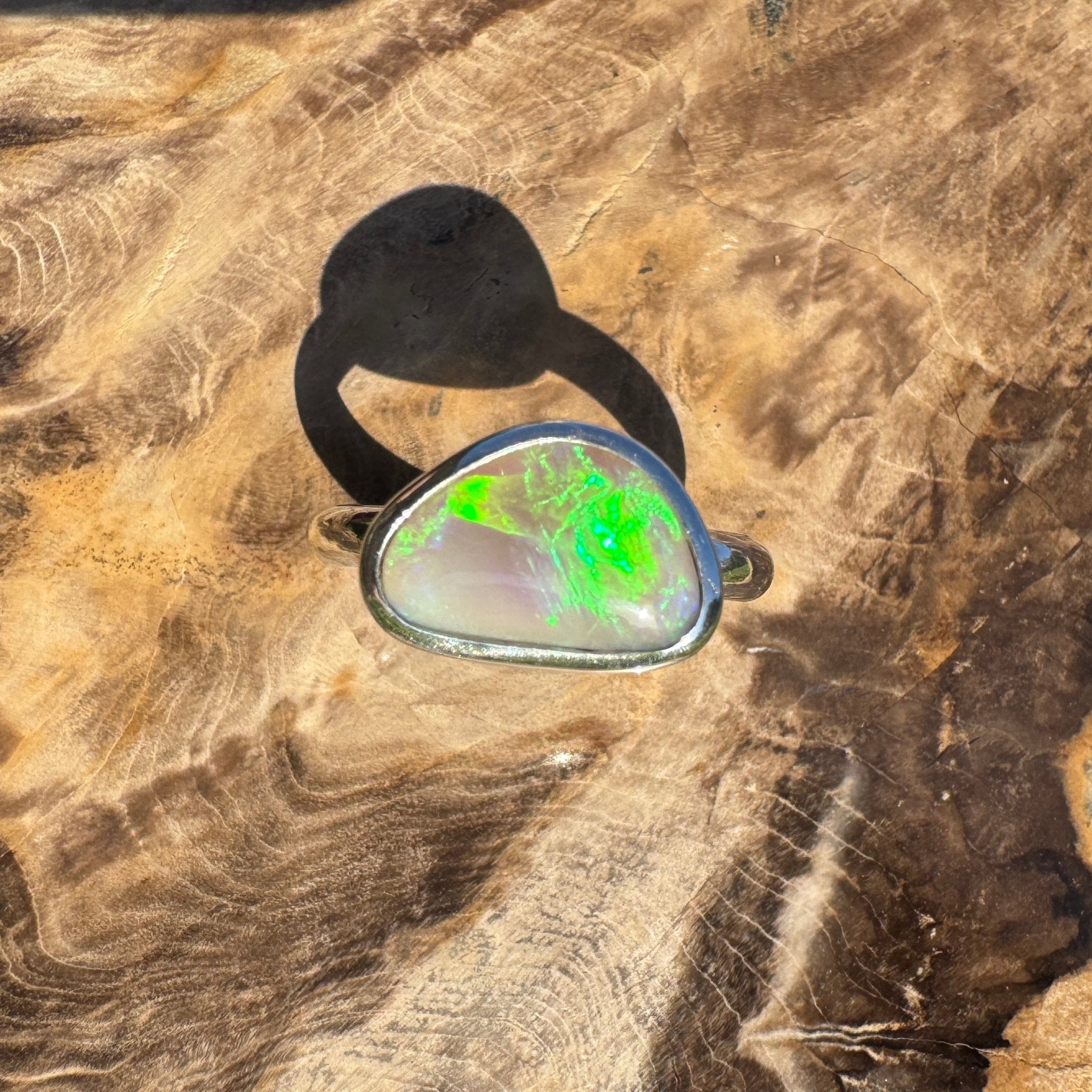 Mornington Tide – 2.5ct Solid Lightning Ridge Crystal Opal 925 Sterling Silver Ring