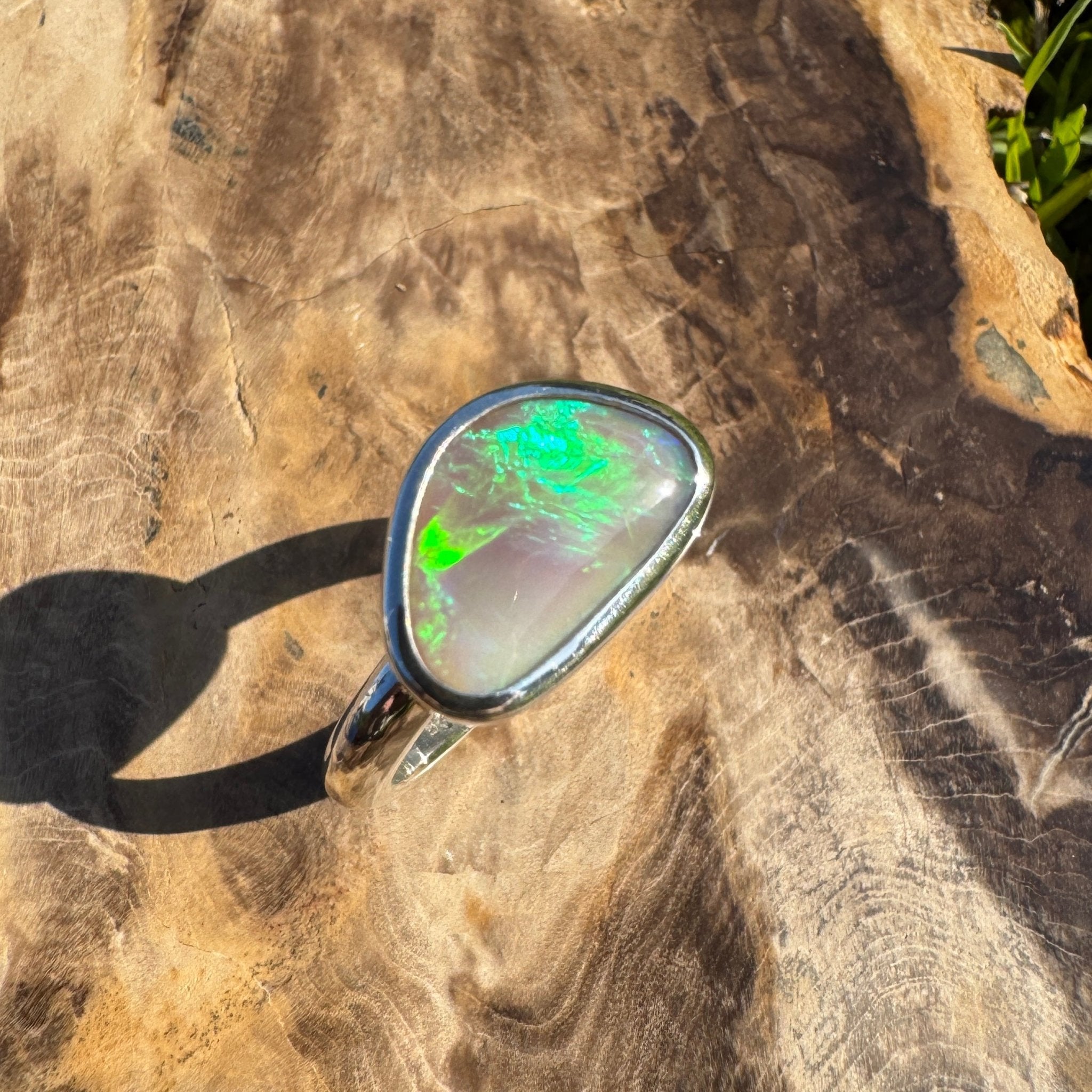 Mornington Tide – 2.5ct Solid Lightning Ridge Crystal Opal 925 Sterling Silver Ring