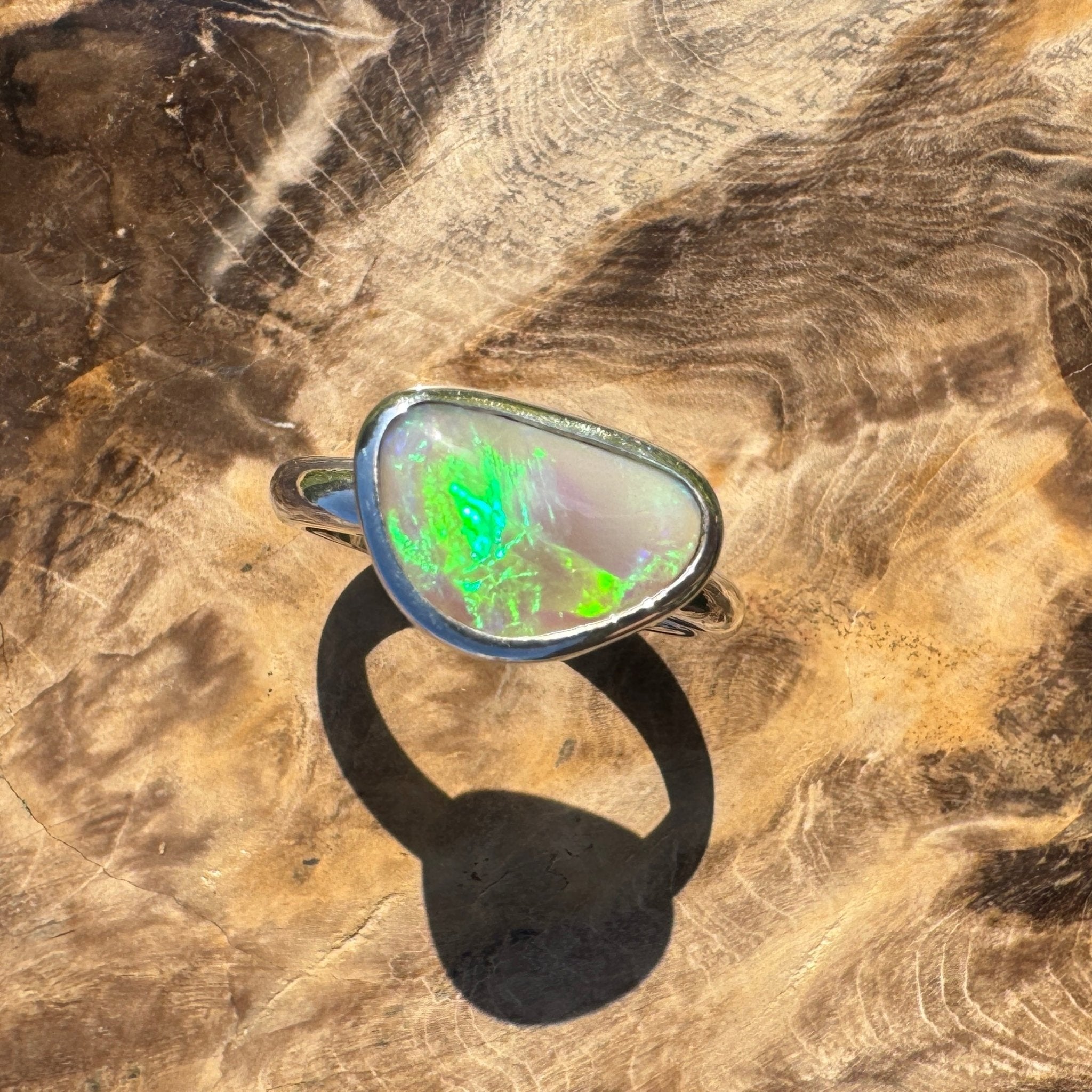 Mornington Tide – 2.5ct Solid Lightning Ridge Crystal Opal 925 Sterling Silver Ring