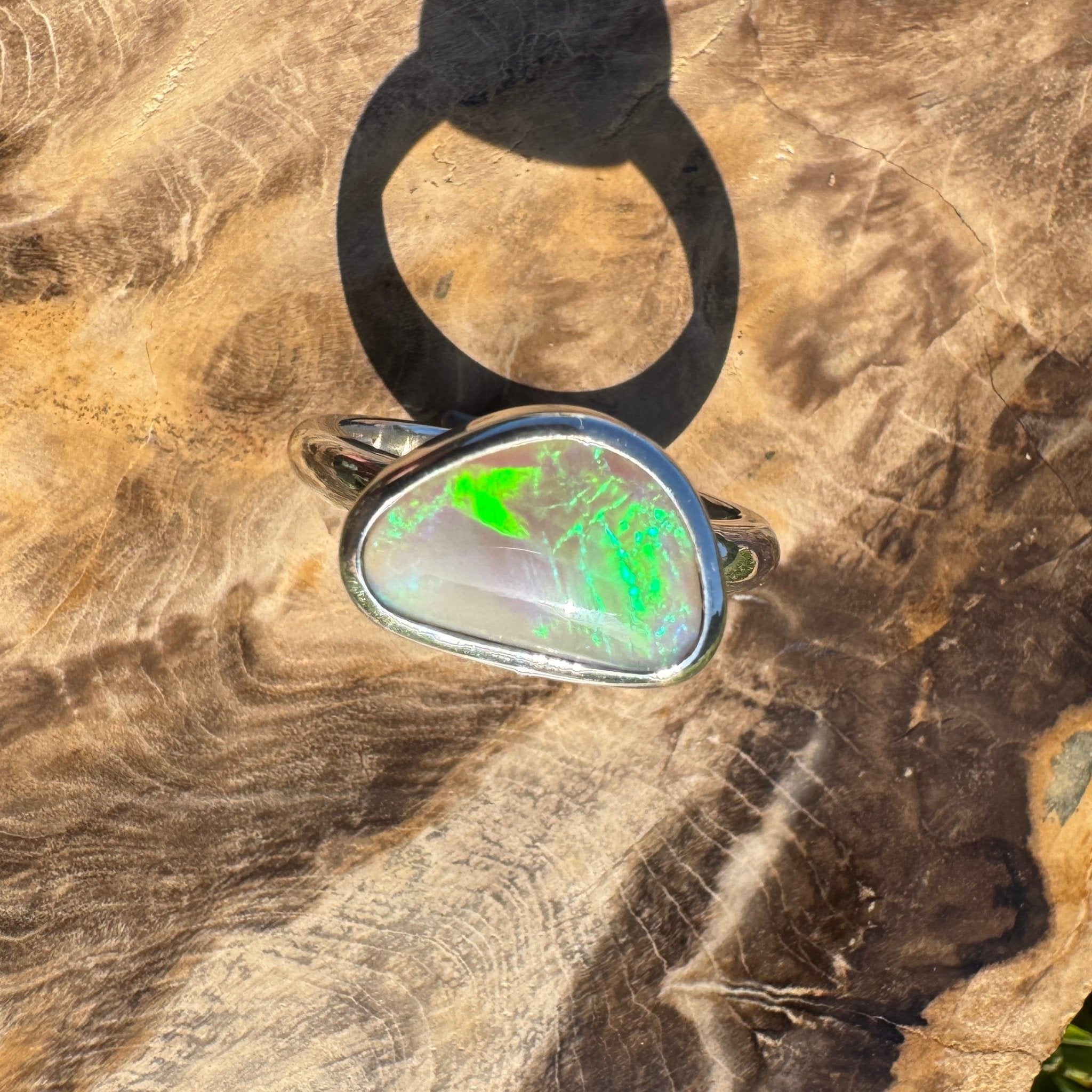 Mornington Tide – 2.5ct Solid Lightning Ridge Crystal Opal 925 Sterling Silver Ring