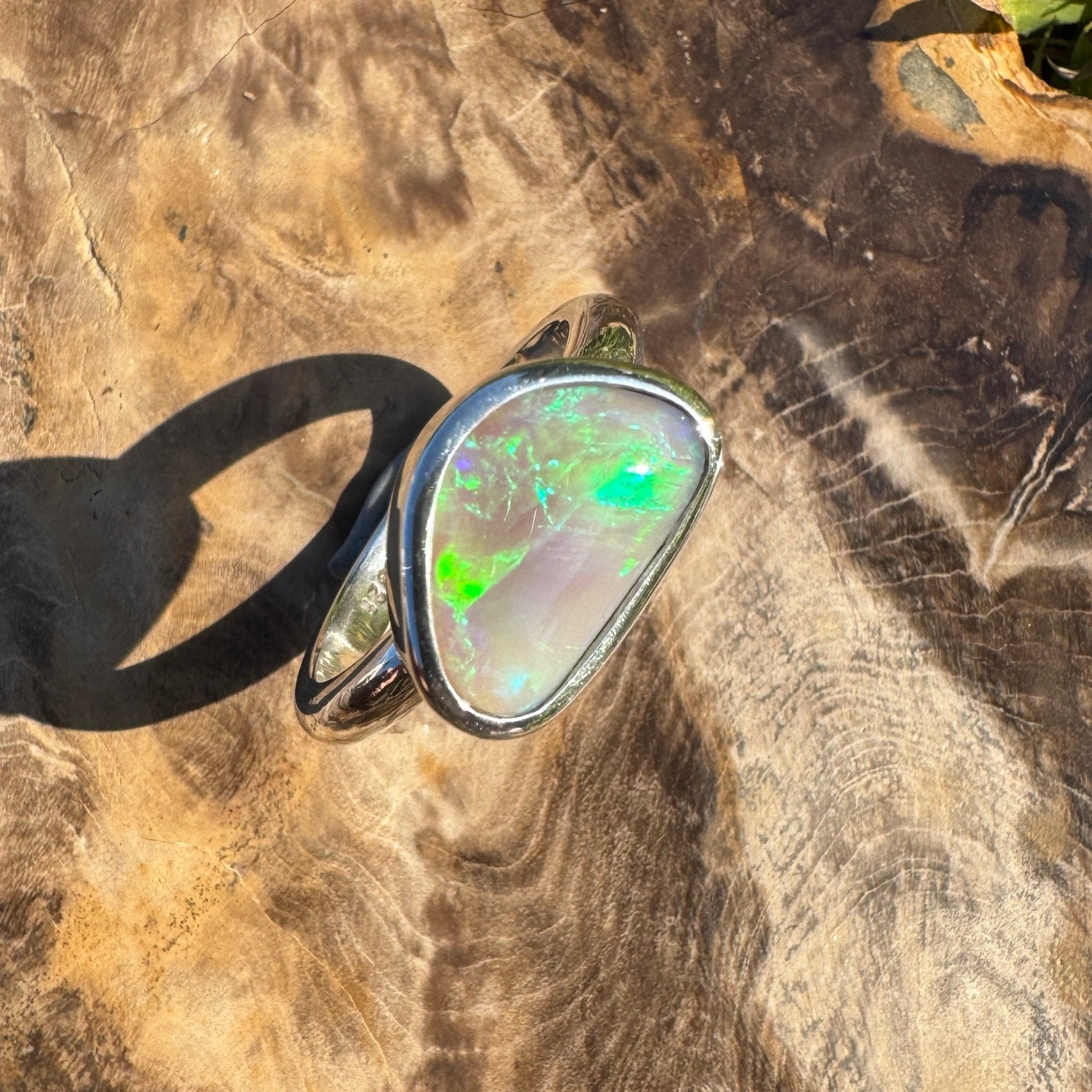 Mornington Tide – 2.5ct Solid Lightning Ridge Crystal Opal 925 Sterling Silver Ring