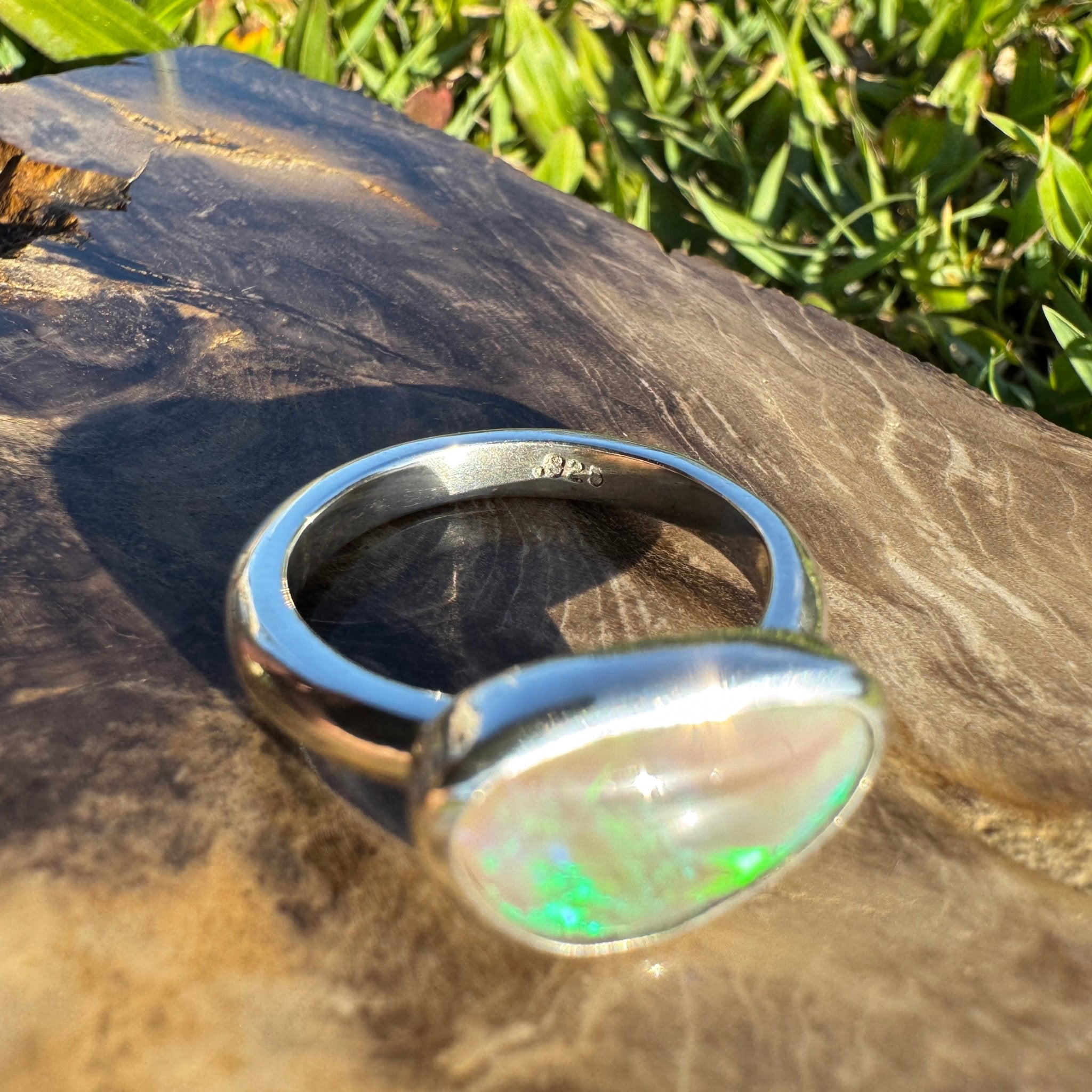 Mornington Tide – 2.5ct Solid Lightning Ridge Crystal Opal 925 Sterling Silver Ring