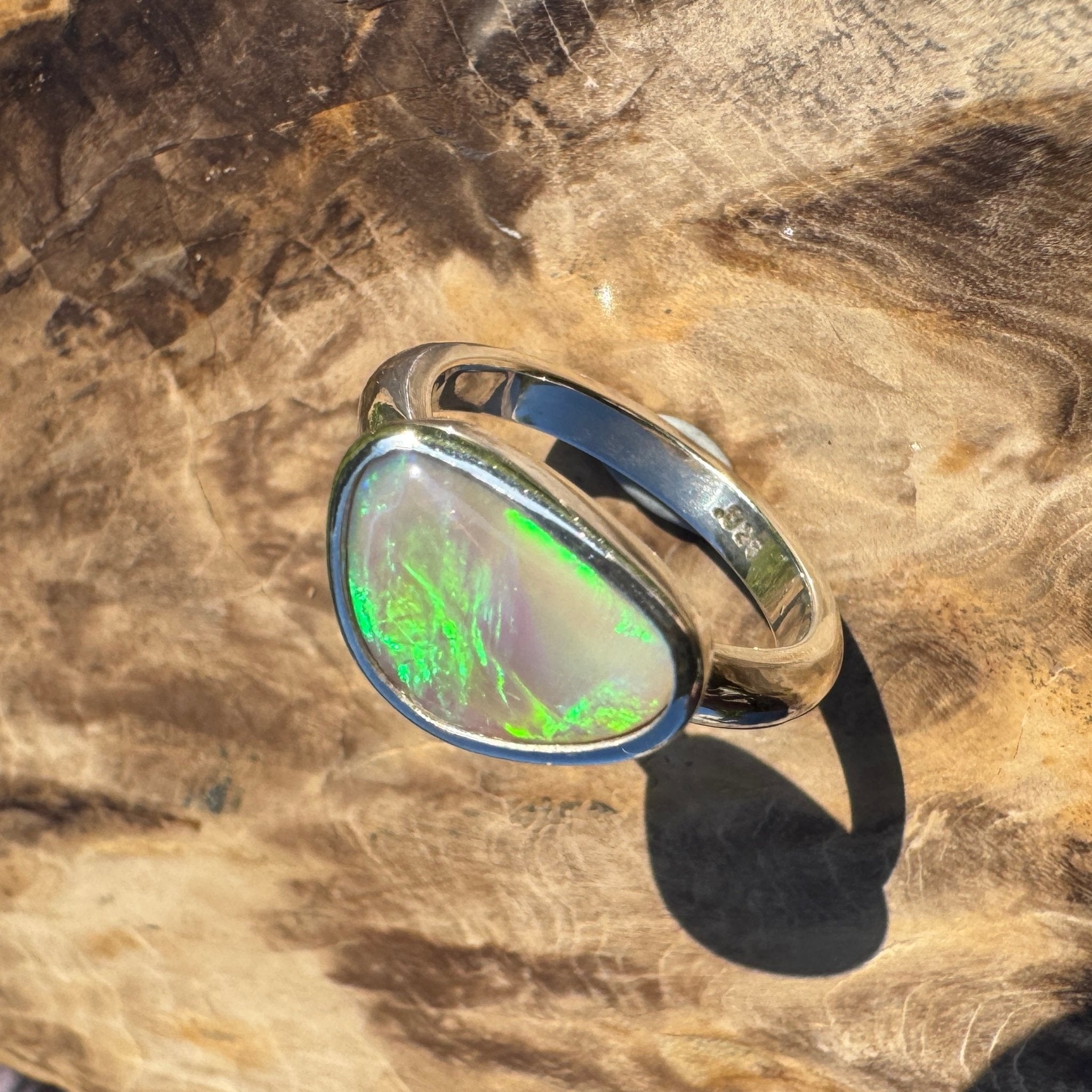 Mornington Tide – 2.5ct Solid Lightning Ridge Crystal Opal 925 Sterling Silver Ring