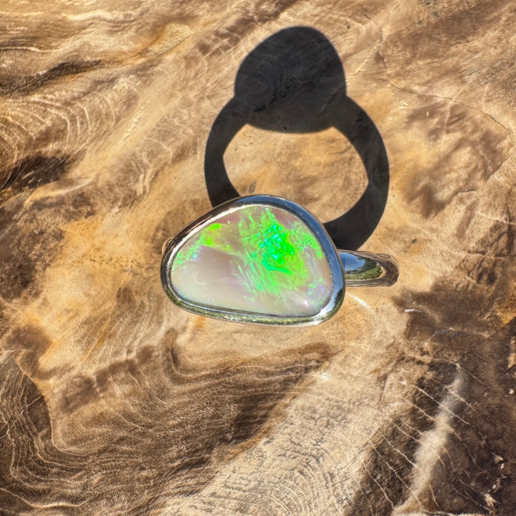 Mornington Tide – 2.5ct Solid Lightning Ridge Crystal Opal 925 Sterling Silver Ring