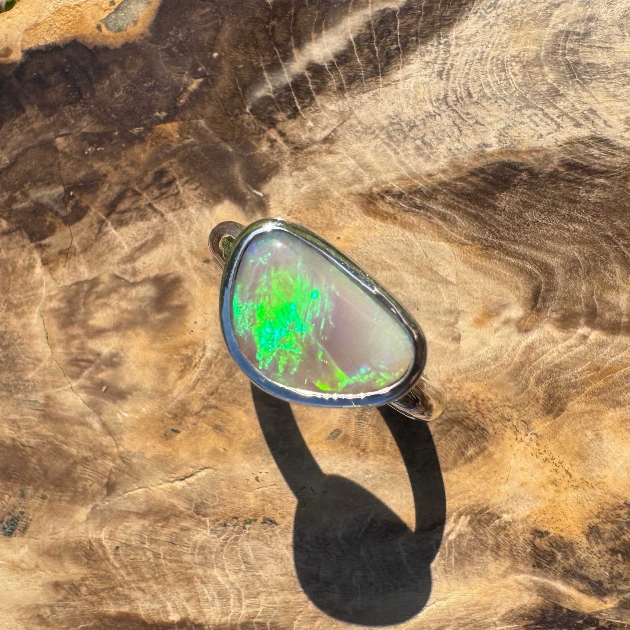 Mornington Tide – 2.5ct Solid Lightning Ridge Crystal Opal 925 Sterling Silver Ring