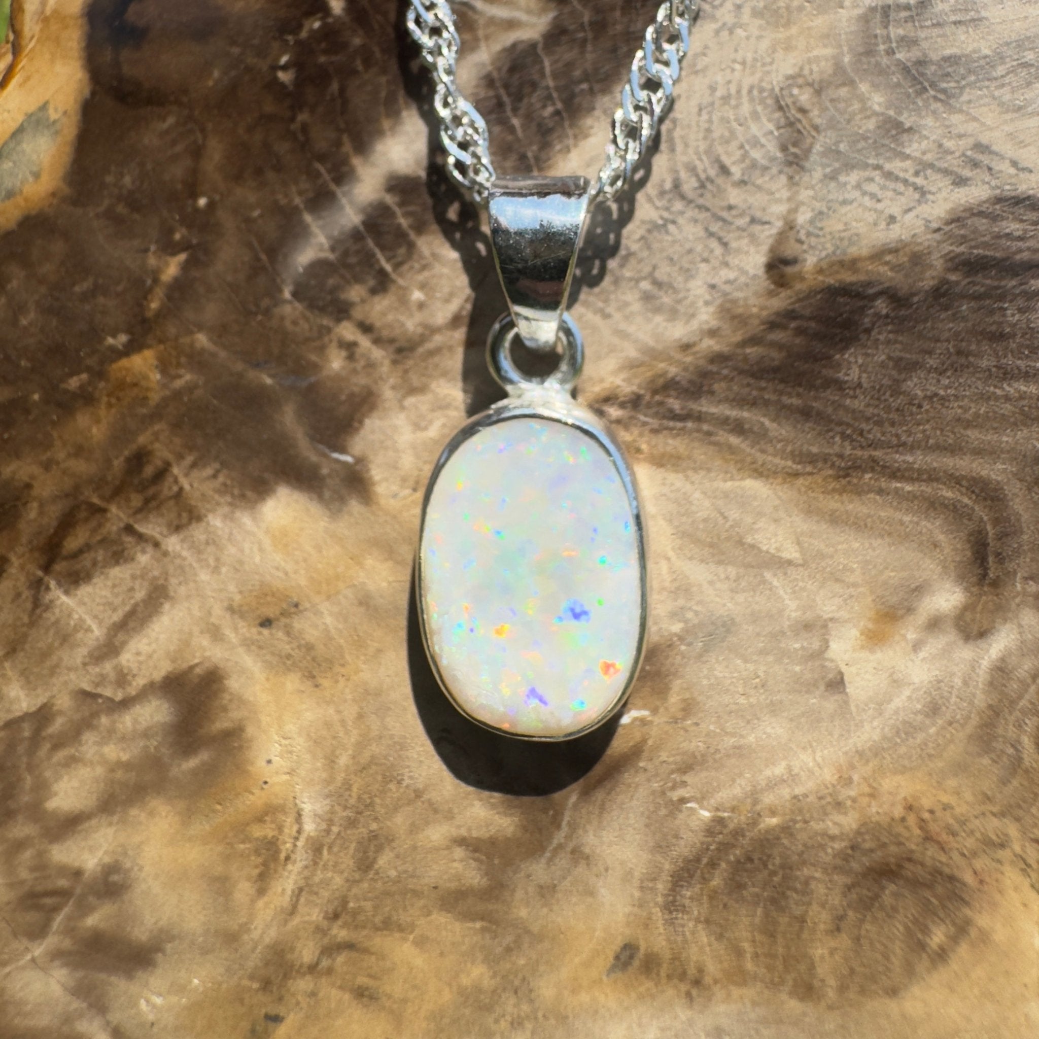 Murchison Star Flare – 2.9ct Coober Pedy Opal Pendant