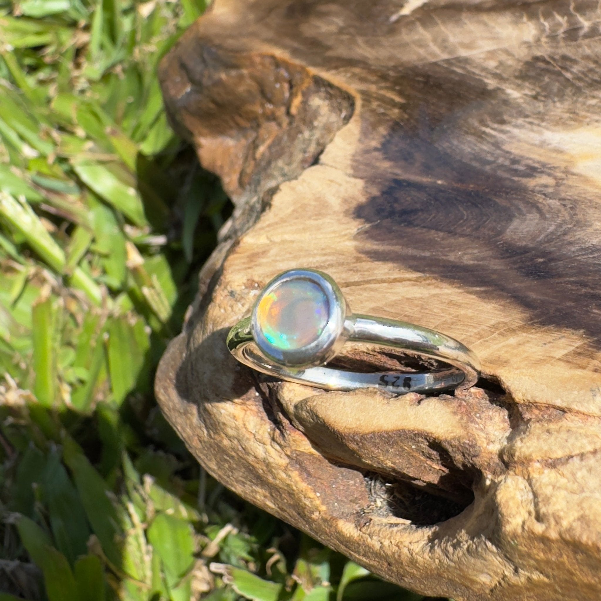 Ningaloo After Dark – 0.4ct Solid Lightning Ridge Dark Crystal Opal 925 Sterling Silver Ring
