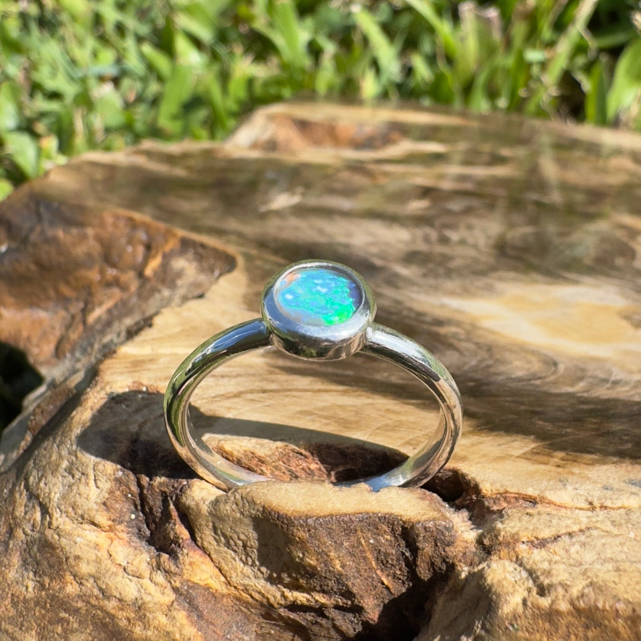 Ningaloo After Dark – 0.4ct Solid Lightning Ridge Dark Crystal Opal 925 Sterling Silver Ring