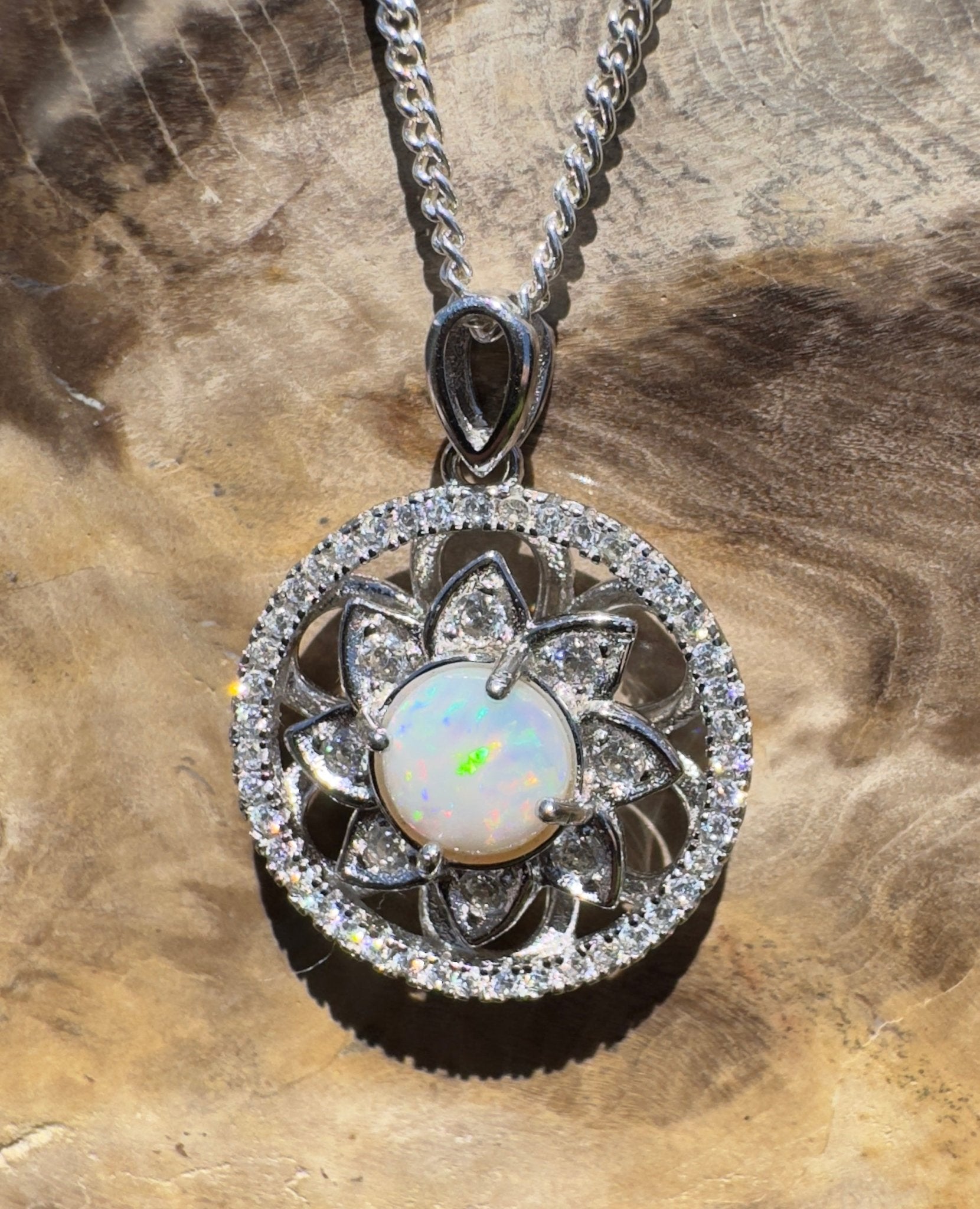 Oodla Wirra Calm ~ 0.8ct Coober Pedy Opal 925 Silver Calming Spinner Pendant