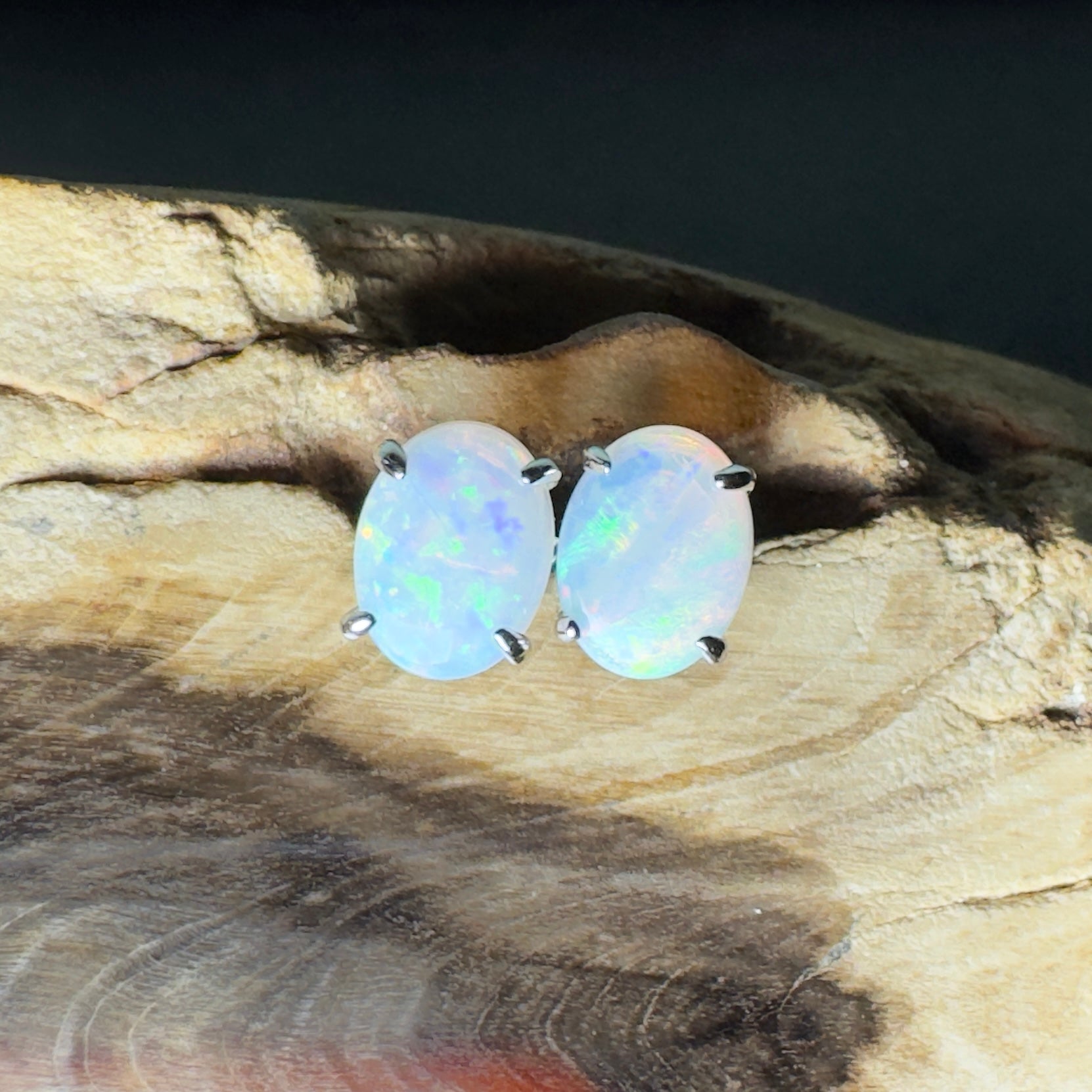 Oodna Glow Studs - 1.6ct Coober Pedy Opal 925 Silver Earrings