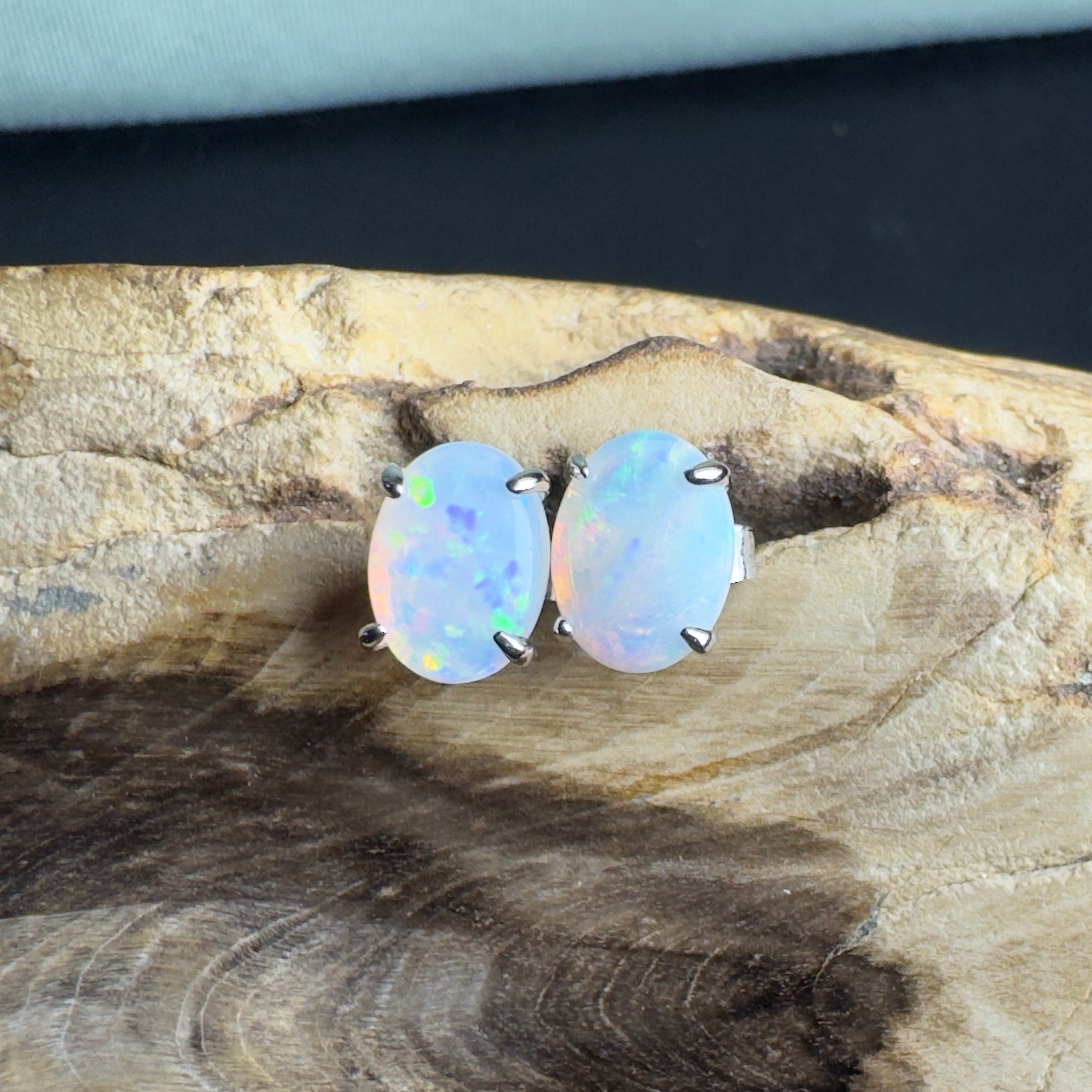 Oodna Glow Studs - 1.6ct Coober Pedy Opal 925 Silver Earrings
