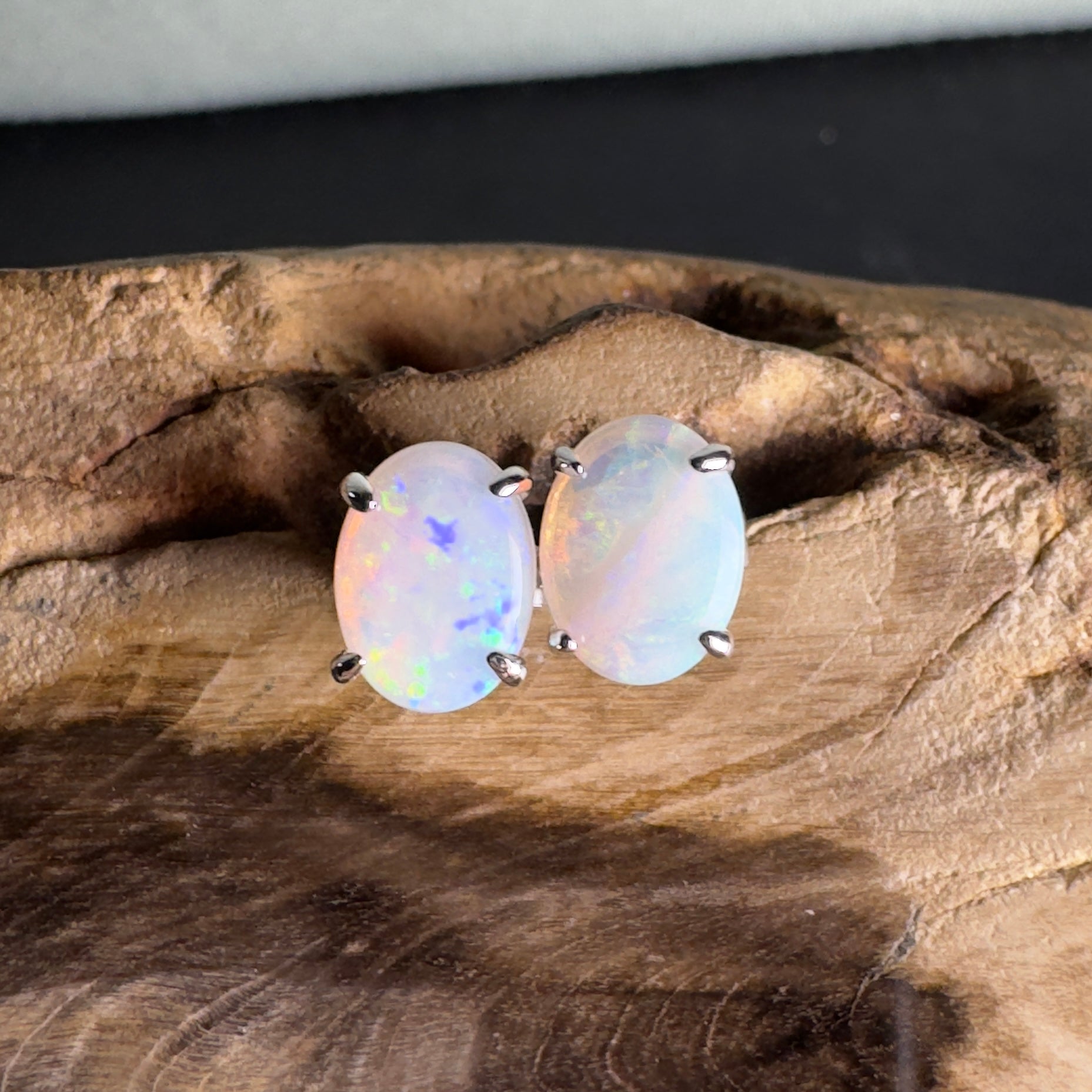 Oodna Glow Studs - 1.6ct Coober Pedy Opal 925 Silver Earrings