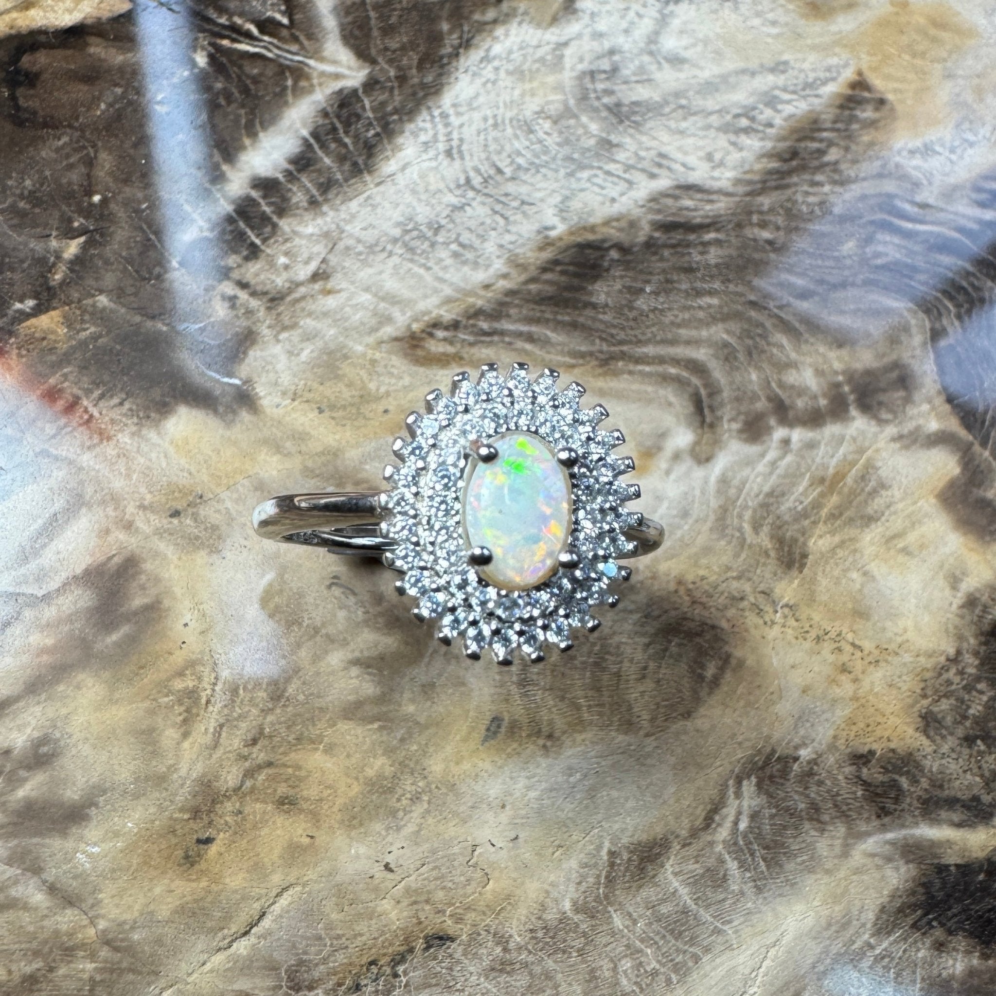 Outback Elegance ~ Handcrafted 0.8ct Coober Pedy Opal Ring – Sterling Silver Radiance.