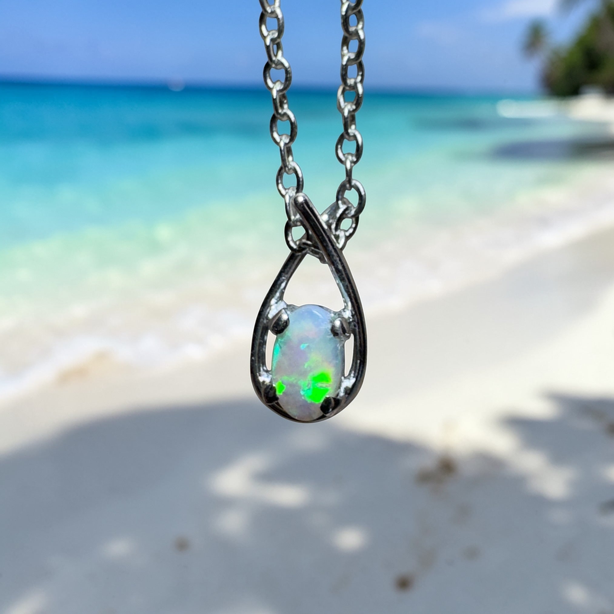 Outback Glimmer ~ 0.3ct Lightning Ridge Crystal Opal 18ct White Gold Pendant