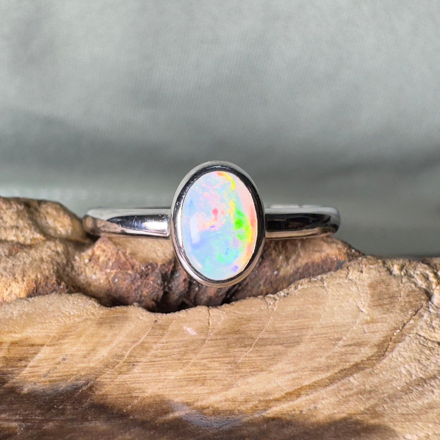 Painted Desert Halo ~ 0.4ct Solid Coober Pedy Opal 925 Silver Ring