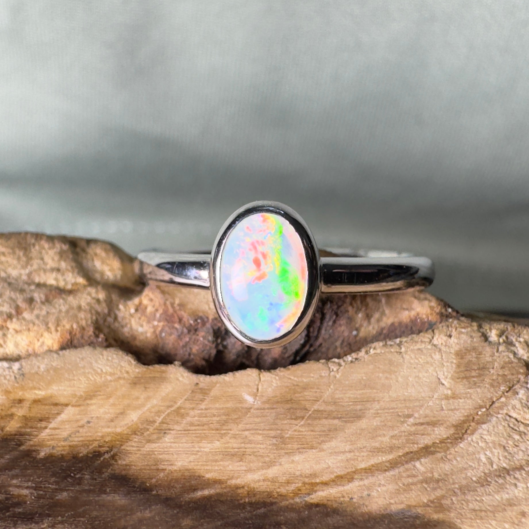 Painted Desert Halo ~ 0.4ct Solid Coober Pedy Opal 925 Silver Ring