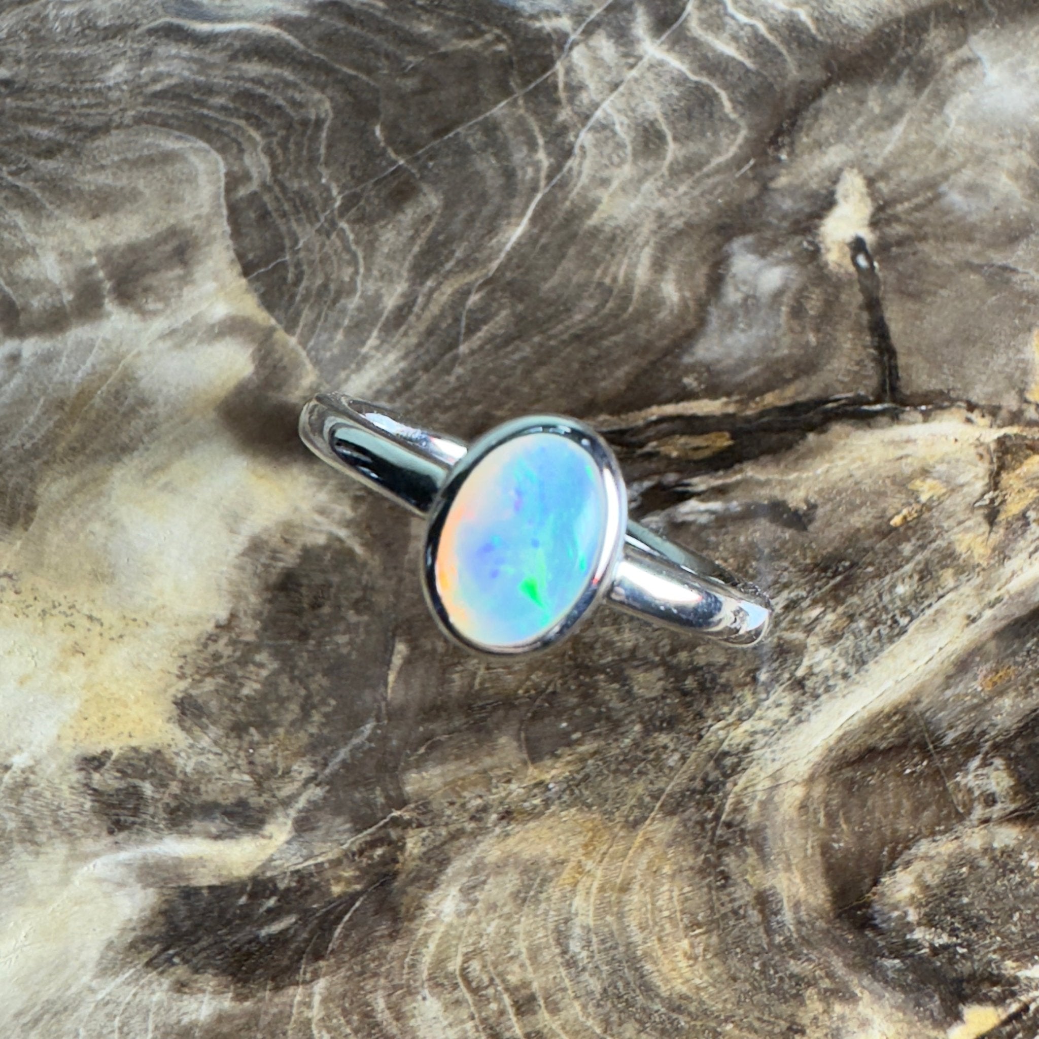 Painted Desert Halo ~ 0.4ct Solid Coober Pedy Opal 925 Silver Ring