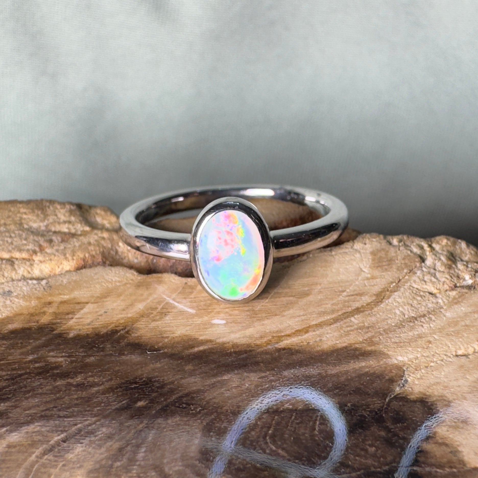 Painted Desert Halo ~ 0.4ct Solid Coober Pedy Opal 925 Silver Ring