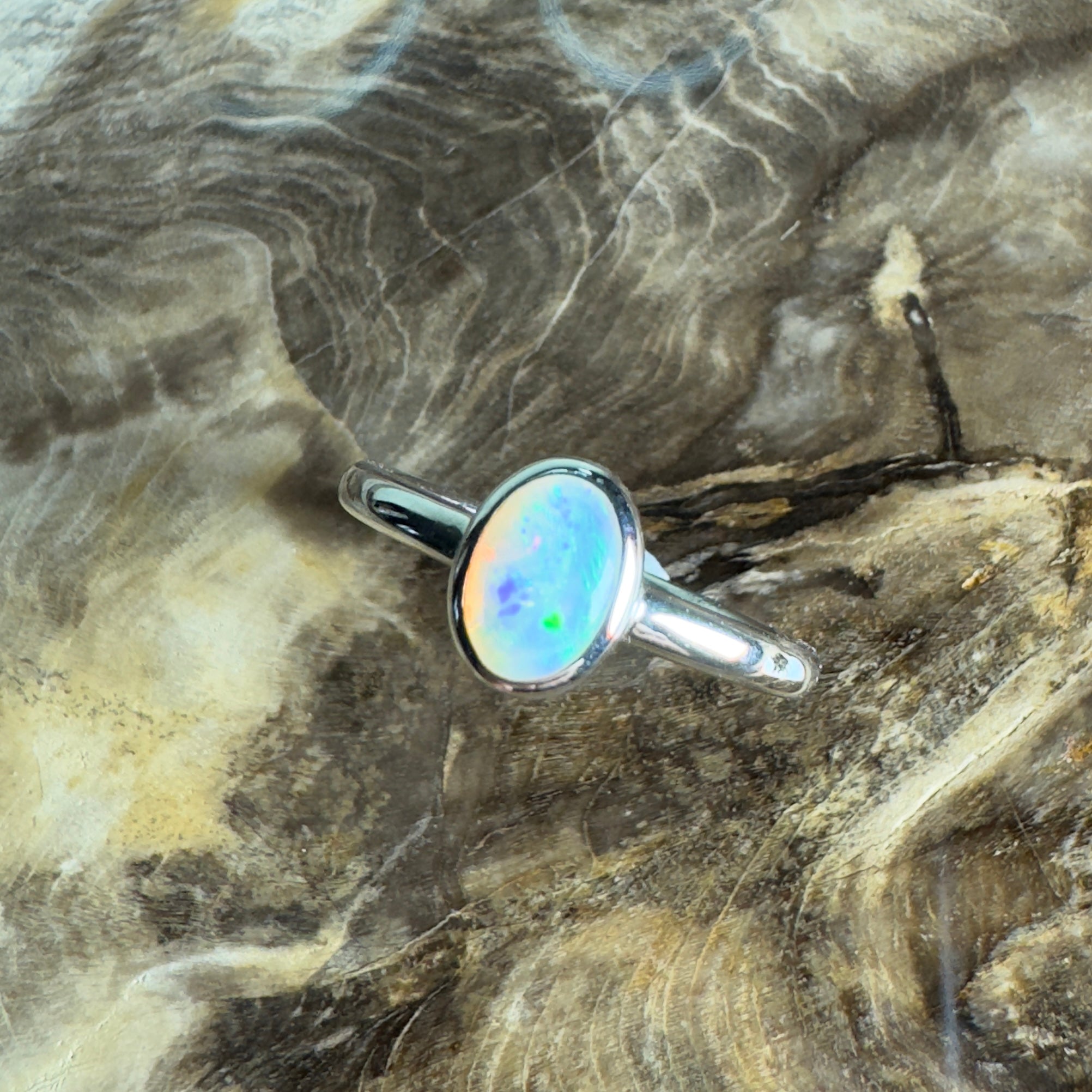 Painted Desert Halo ~ 0.4ct Solid Coober Pedy Opal 925 Silver Ring