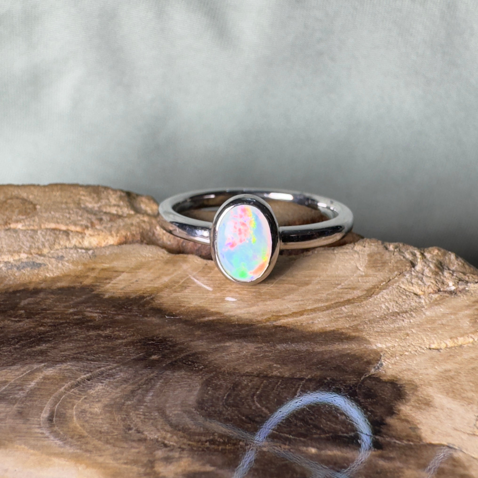 Painted Desert Halo ~ 0.4ct Solid Coober Pedy Opal 925 Silver Ring