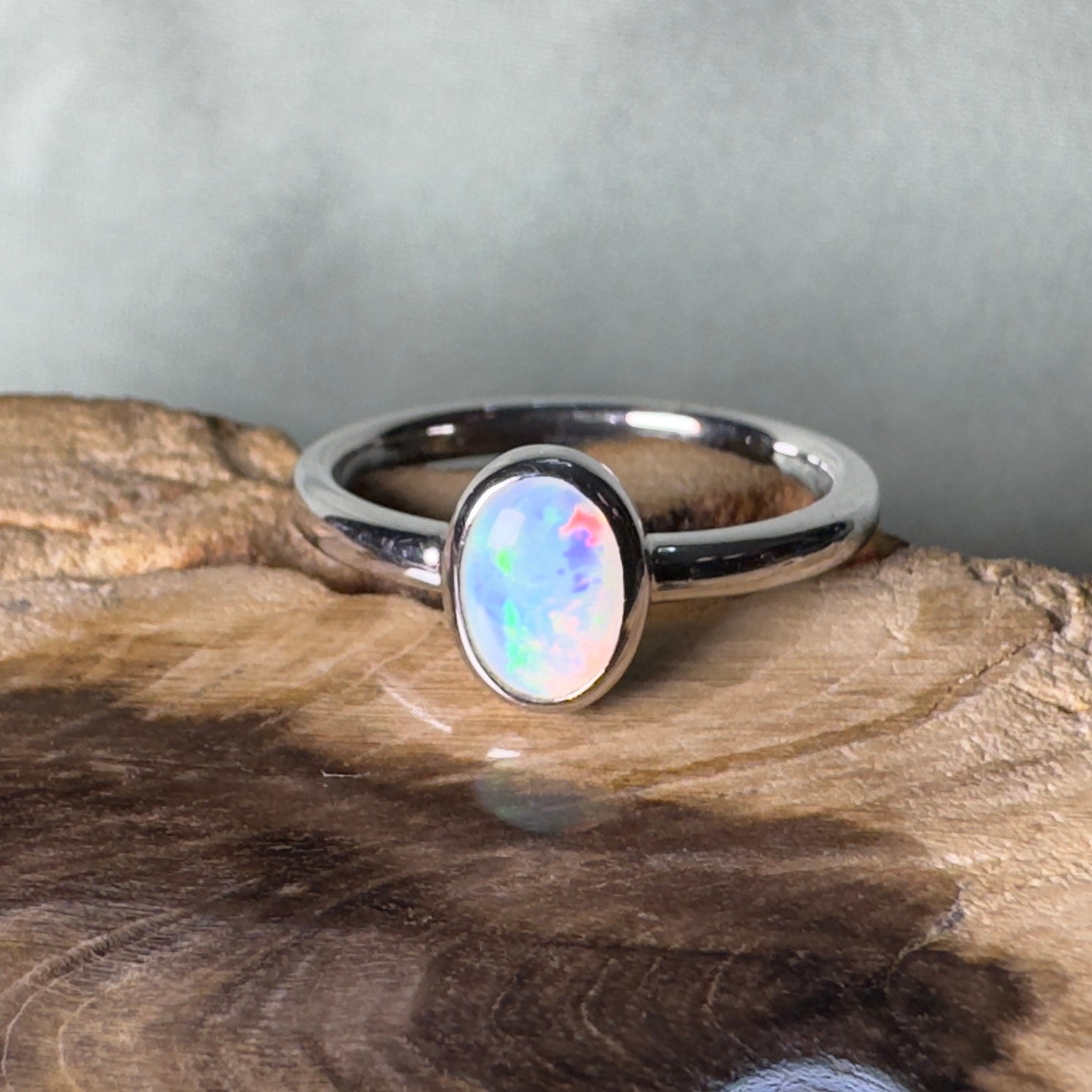 Painted Desert Halo ~ 0.4ct Solid Coober Pedy Opal 925 Silver Ring