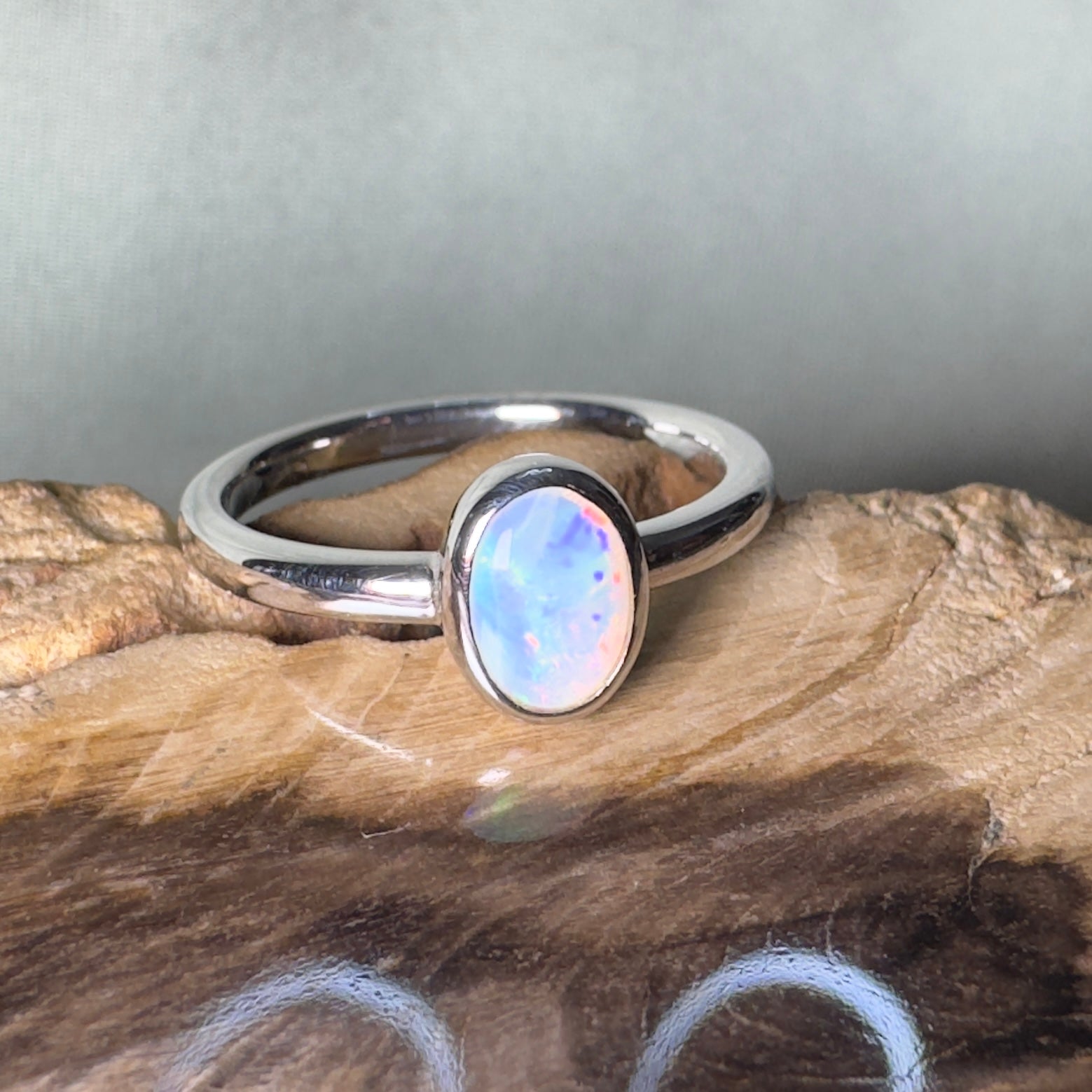 Painted Desert Halo ~ 0.4ct Solid Coober Pedy Opal 925 Silver Ring