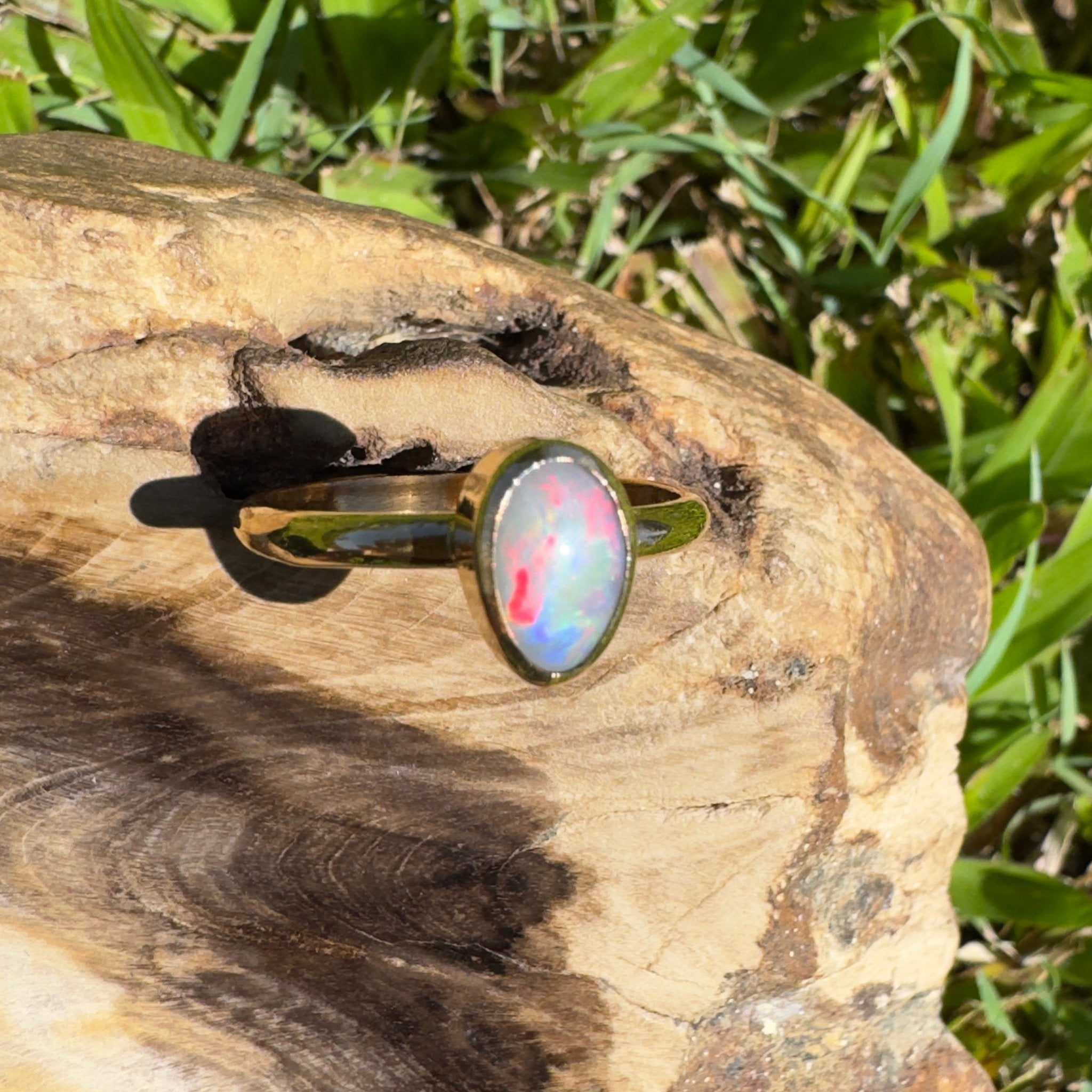 Pilbara Prestige ~ 0.7ct Solid Lightning Ridge Opal 9ct Yellow Gold Ring