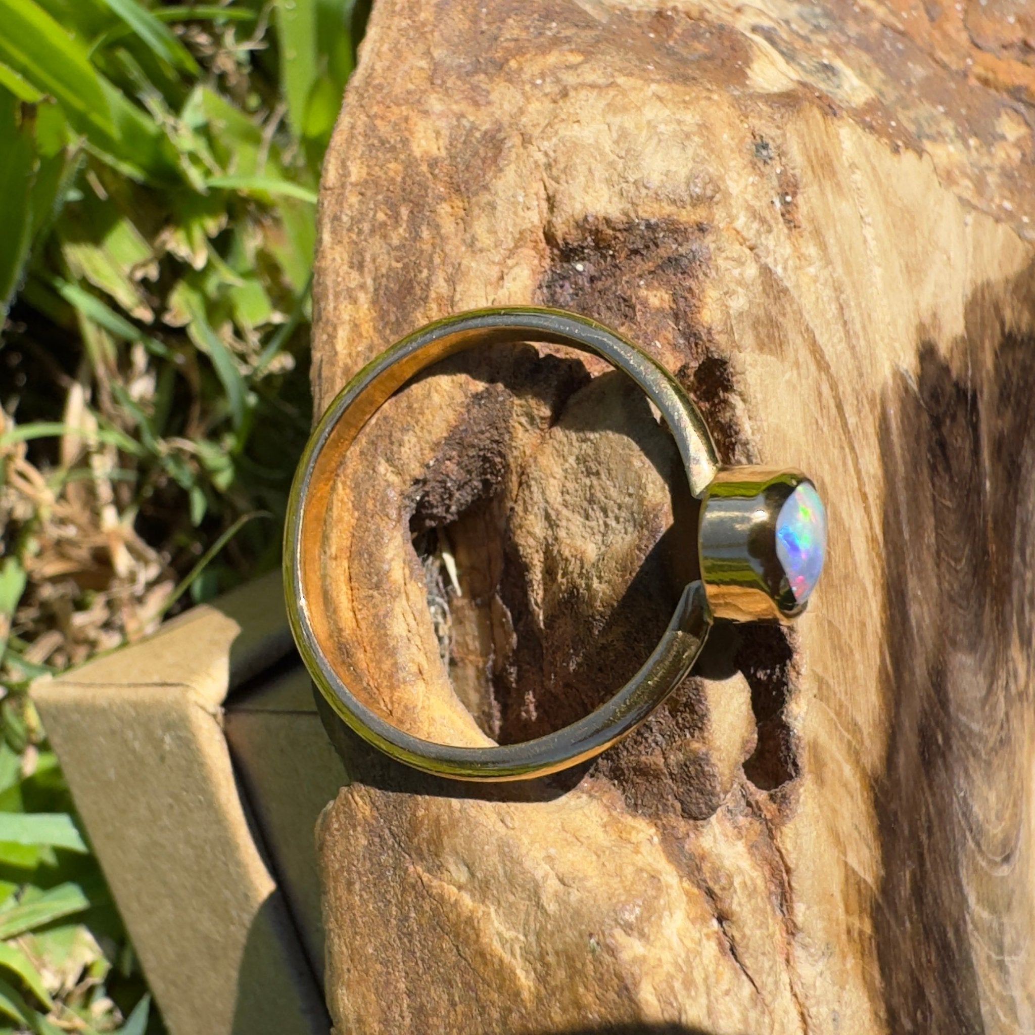 Pilbara Prestige ~ 0.7ct Solid Lightning Ridge Opal 9ct Yellow Gold Ring