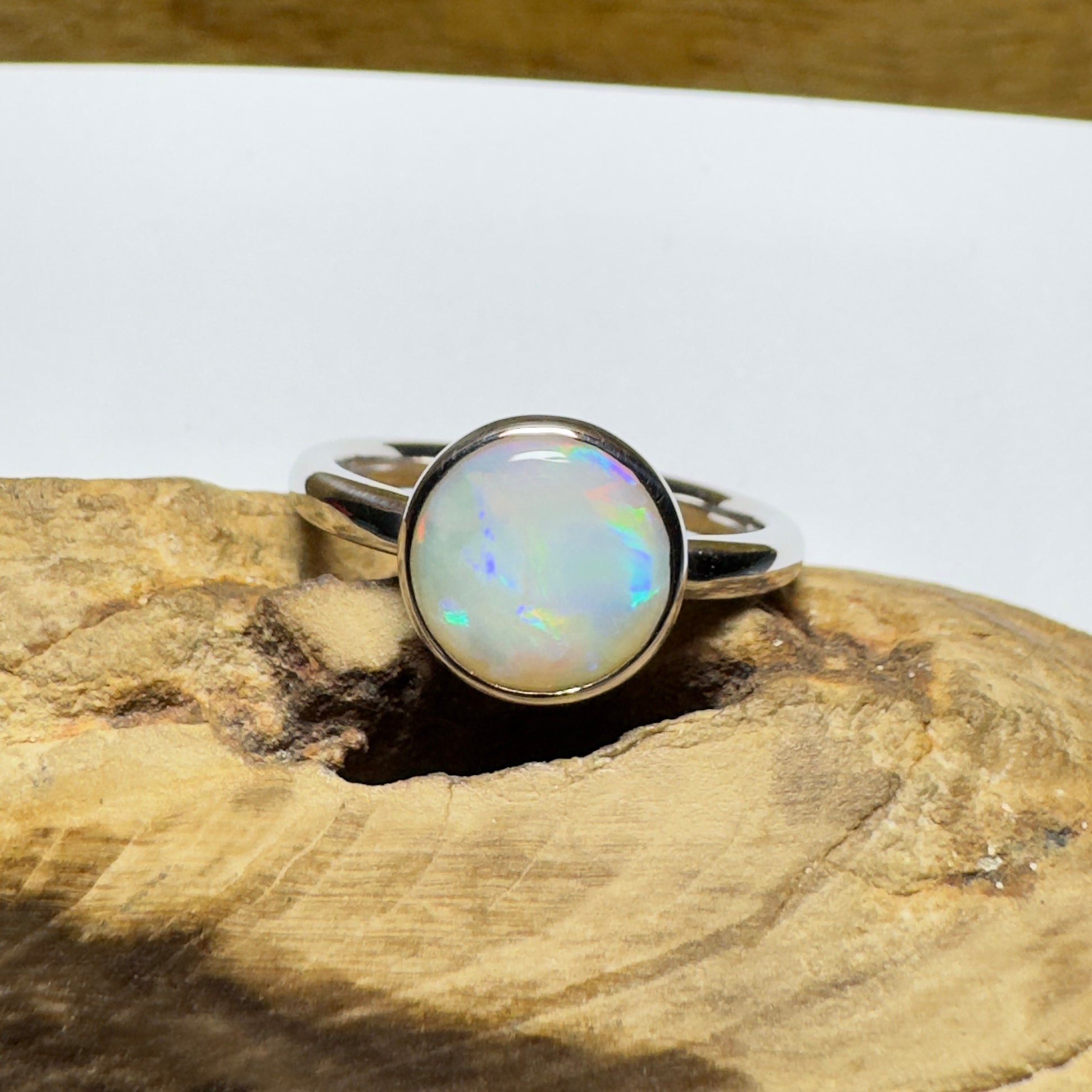 Pilbara Pulse - 1.55ct Solid Coober Pedy Opal 925 Silver Ring