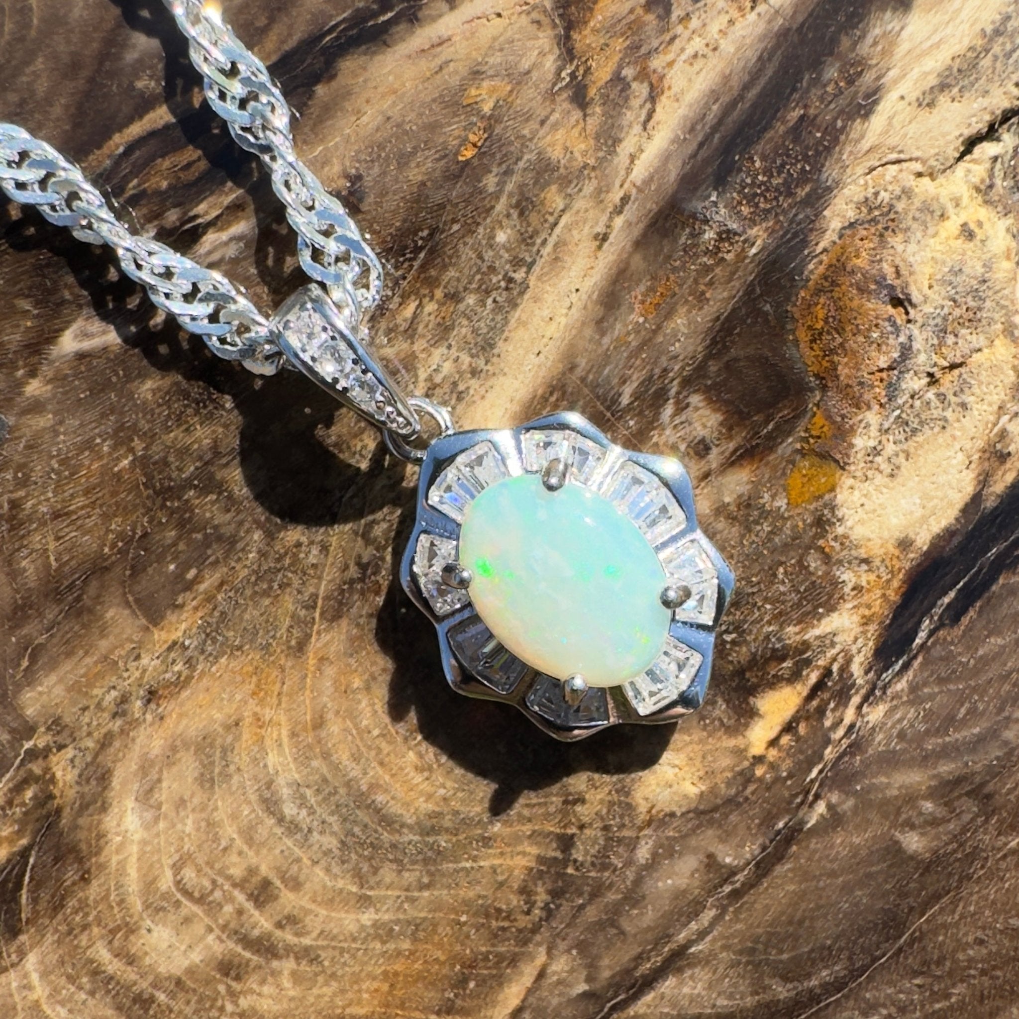 Port Lincoln Crest – 0.8ct Lightning Ridge Opal Pendant