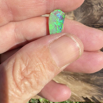 3.1ct Hand-Cut Solid Lightning Ridge Semi Black Opal