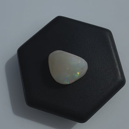 Coober Pedy Opal 1.9carat Solid Hand-Cut Luxury