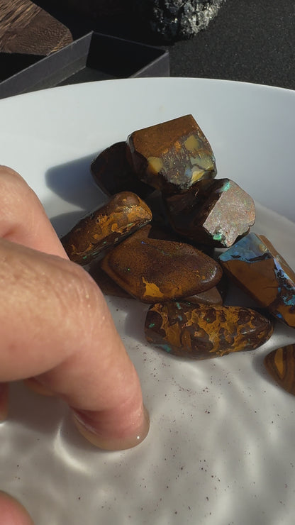 Winton Boulder Opal Hand-Cut Rub Parcel 572carats