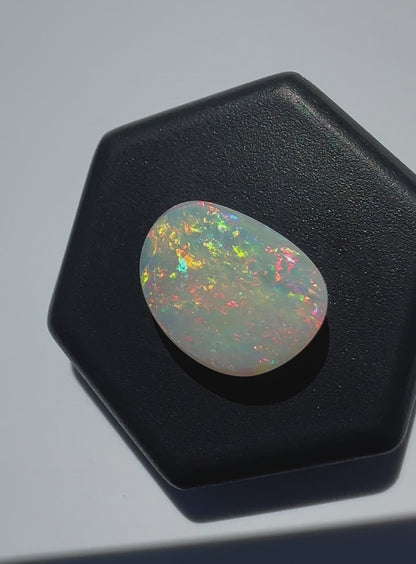 Lightning Ridge Opal 2.4carat Solid Hand-Cut Luxury