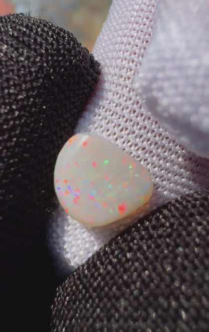 Coober Pedy Opal 0.7carat Solid Hand-Cut Luxury