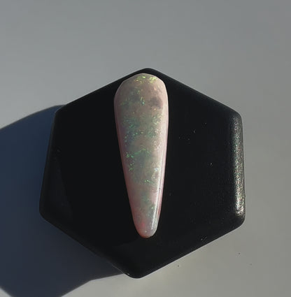 Coober Pedy Opal 2.6carat Solid Hand-Cut Luxury