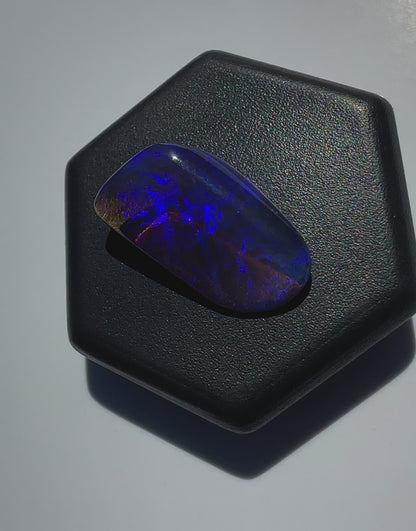 Lightning Ridge Black Opal 2.3carat Solid Hand-Cut Luxury