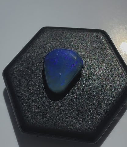 Lightning Ridge Black Opal 1.6carat Solid Hand-Cut Luxury